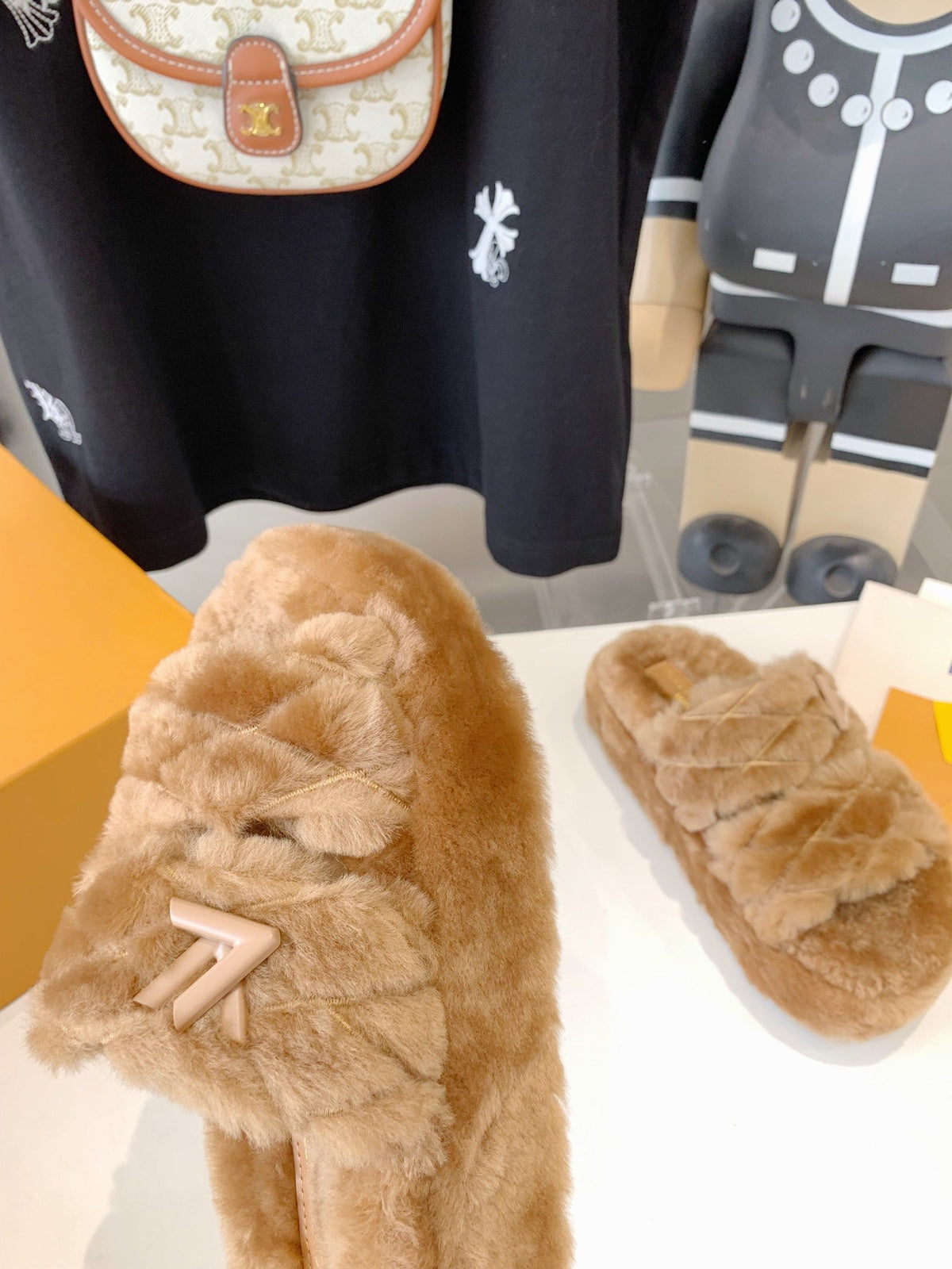 LV Sunset Platform Comfort Mule Beige Fleece