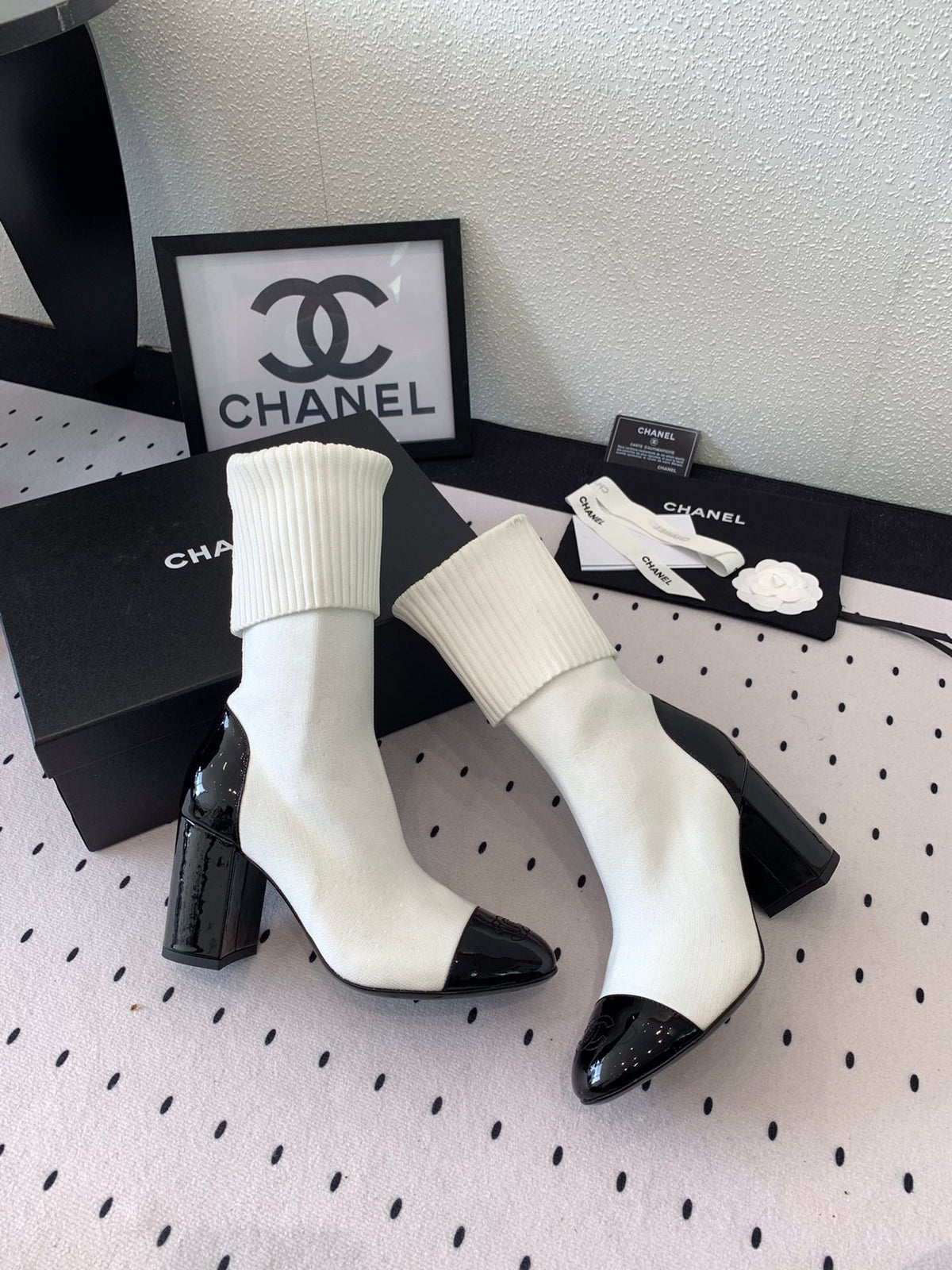 CC Short Boots 85mm White Black Wool Mix Glossy Cowhide 938069