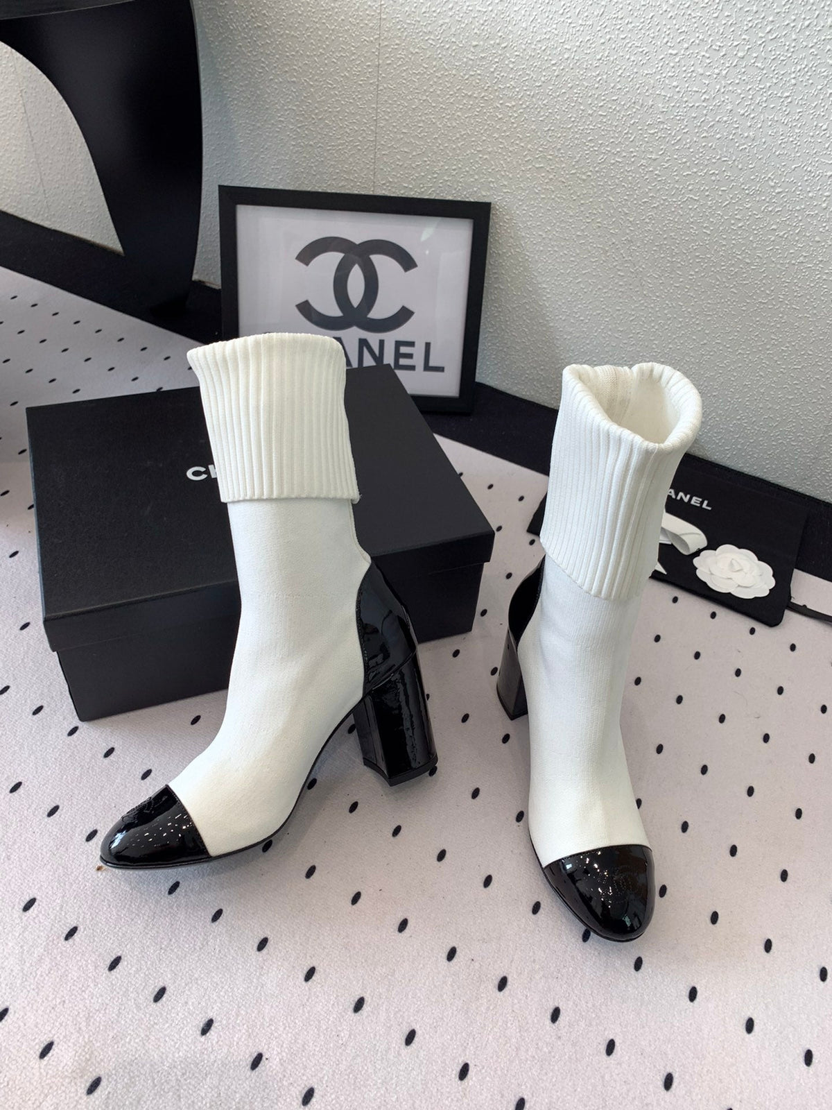 CC Short Boots 85mm White Black Wool Mix Glossy Cowhide 938069