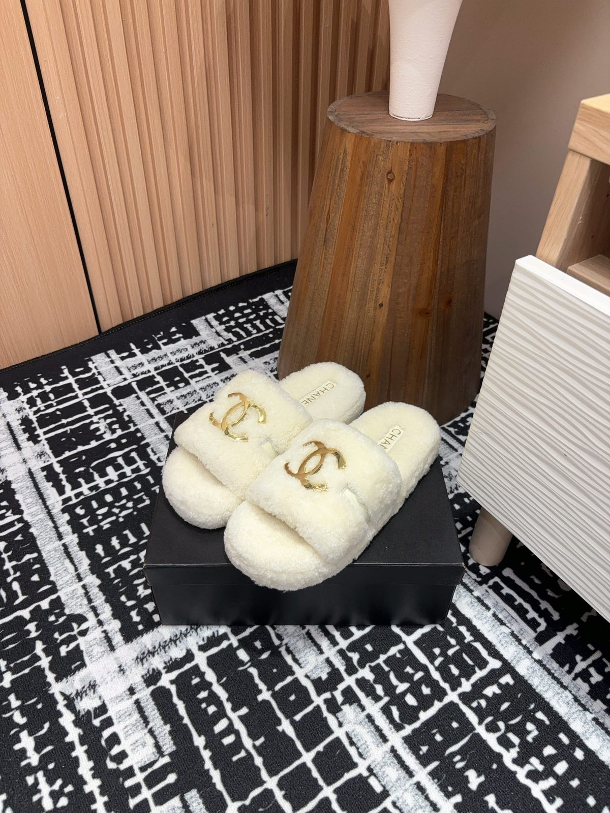 CC Slippers White Wool Fleece