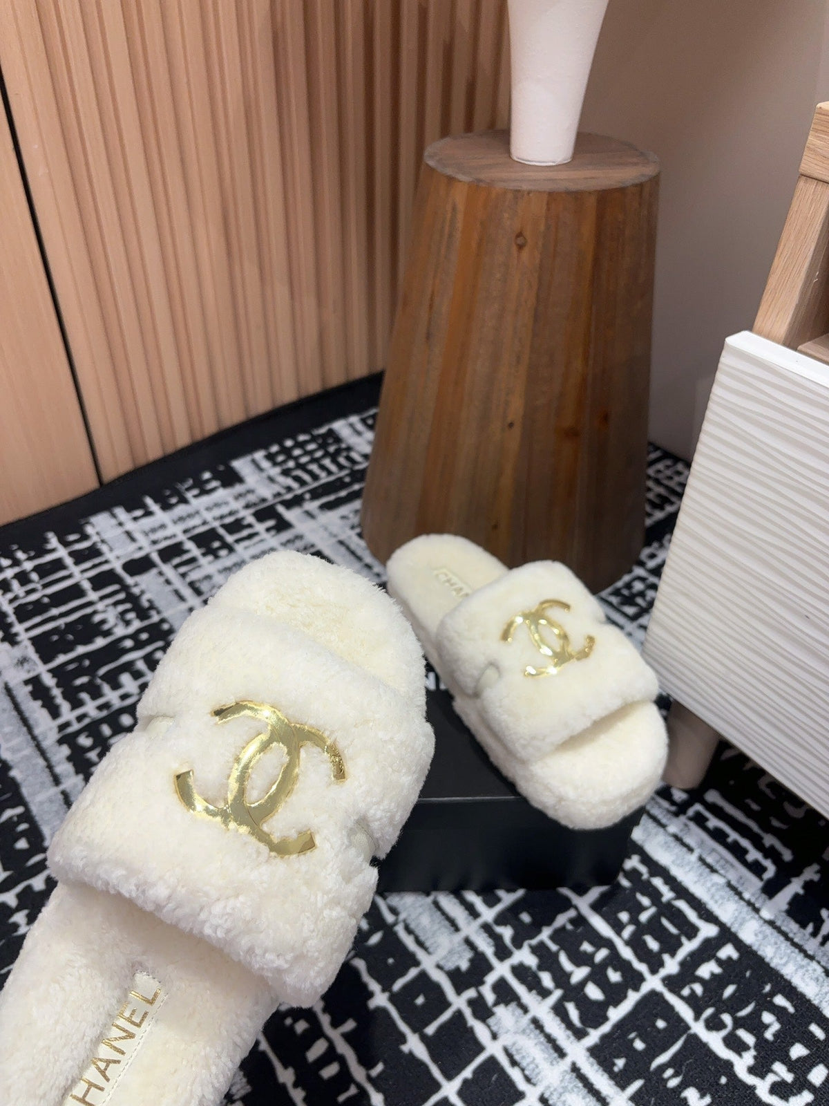 CC Slippers White Wool Fleece