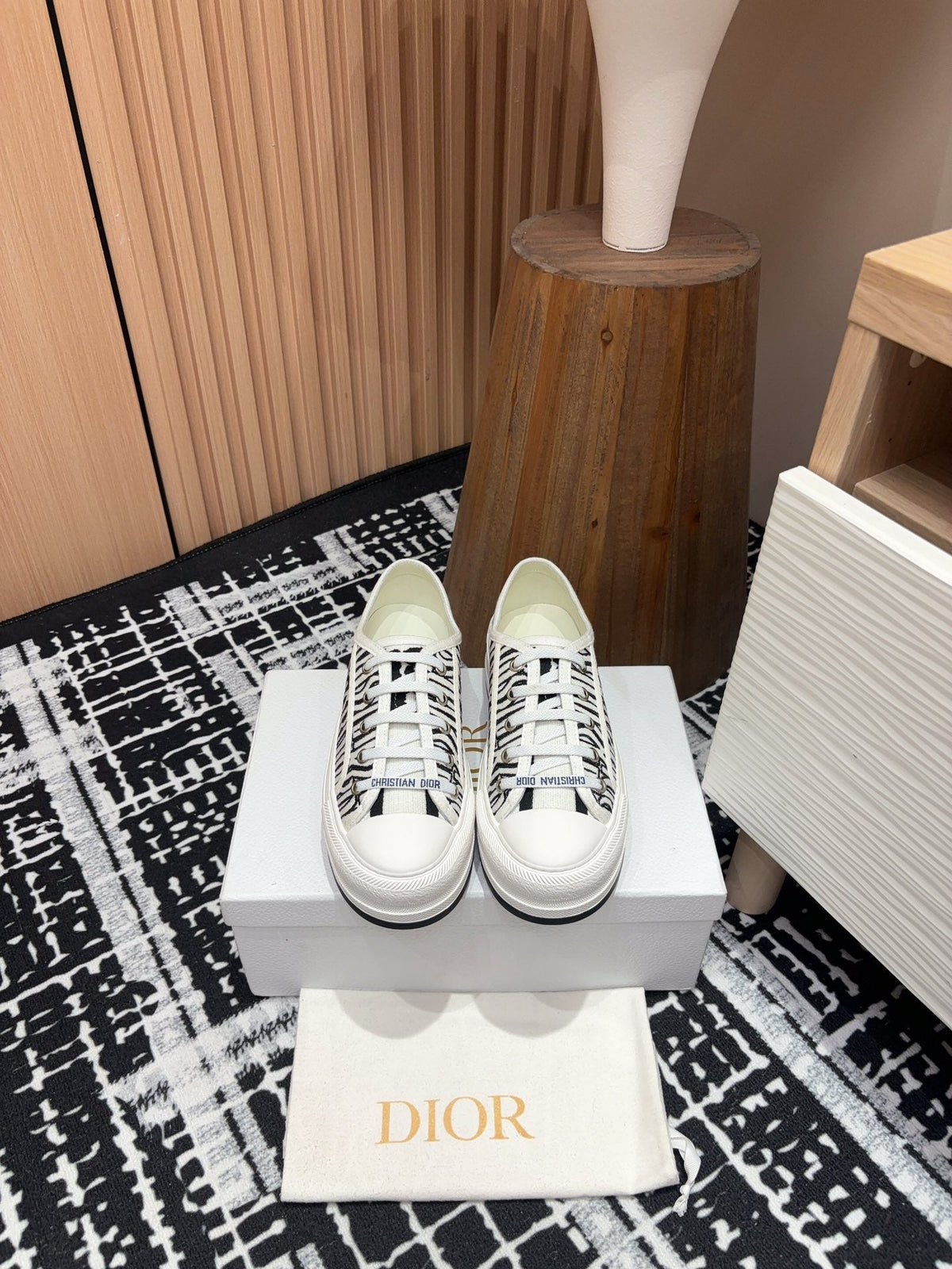 CD Walk'n'Dior Platform Sneaker Black Miss Canvas