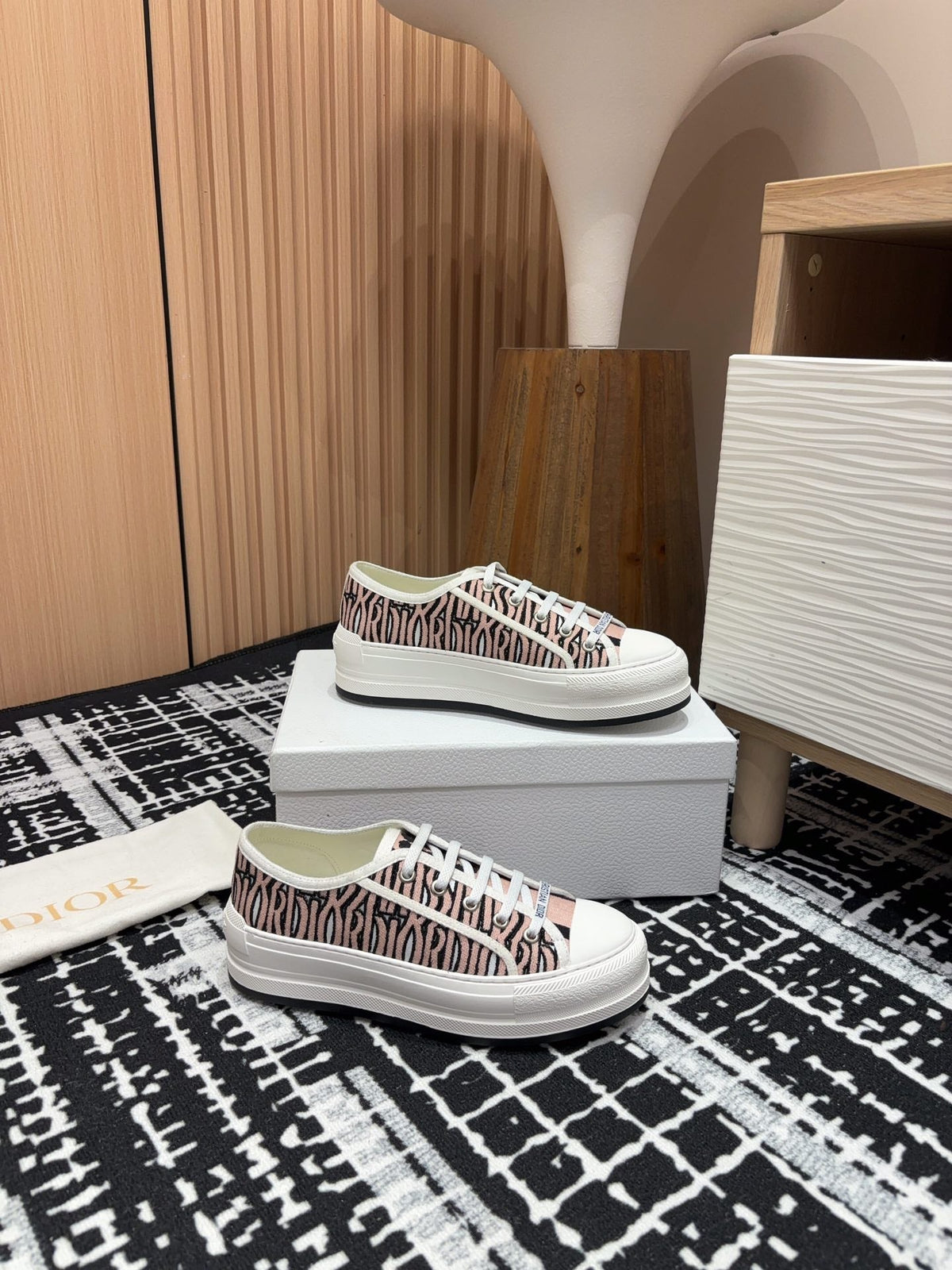 CD Walk'n'Dior Platform Sneaker Pale Pink Miss Canvas