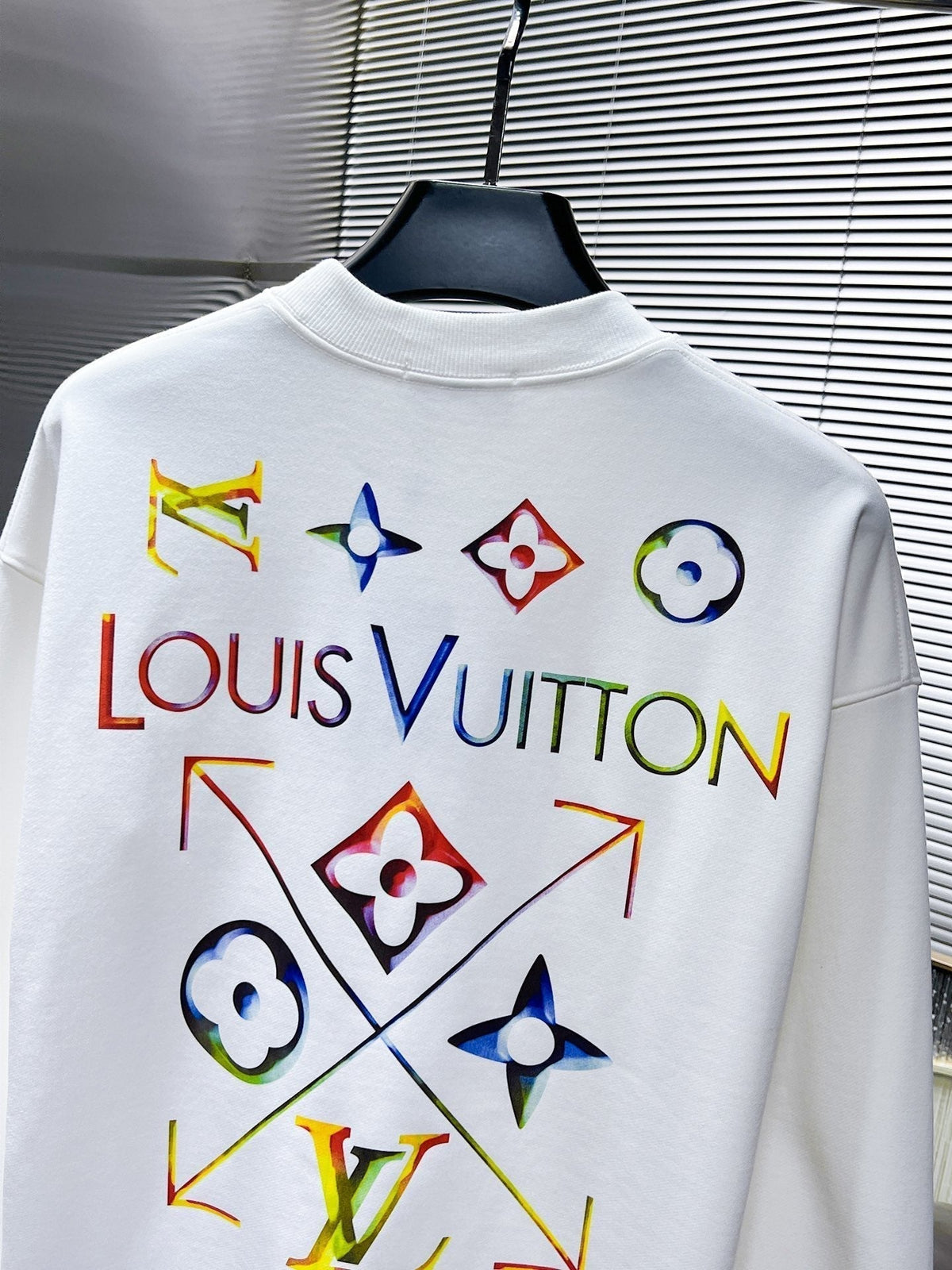LV SWEATER IN WHITE COTTON 238811