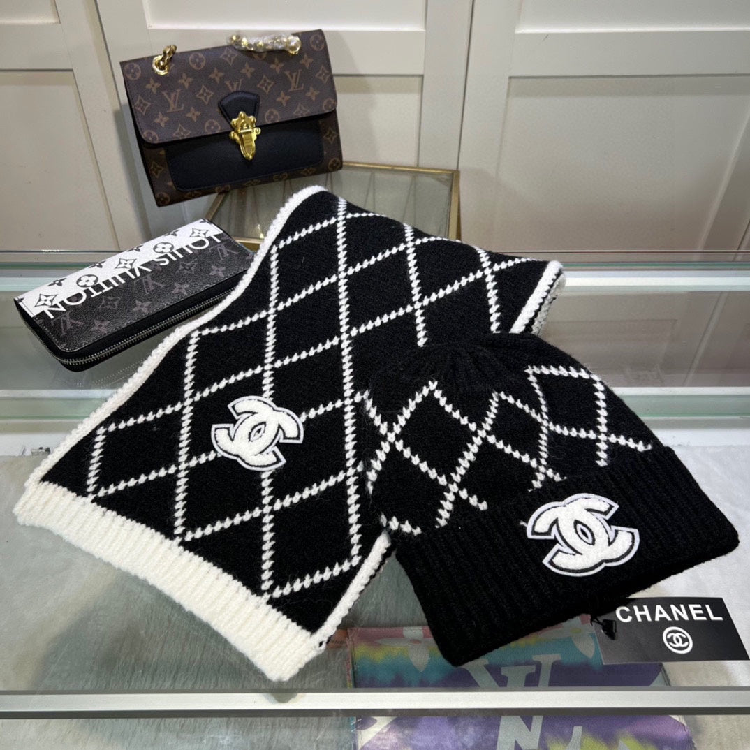 SET HAT AND SCARF IN BLACK MIX WHITE WOOL 422597