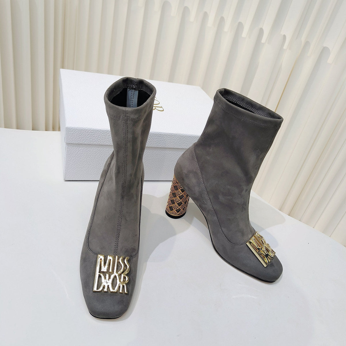 Miss Dior Ankle Boots 80mm Grey Suede 111378
