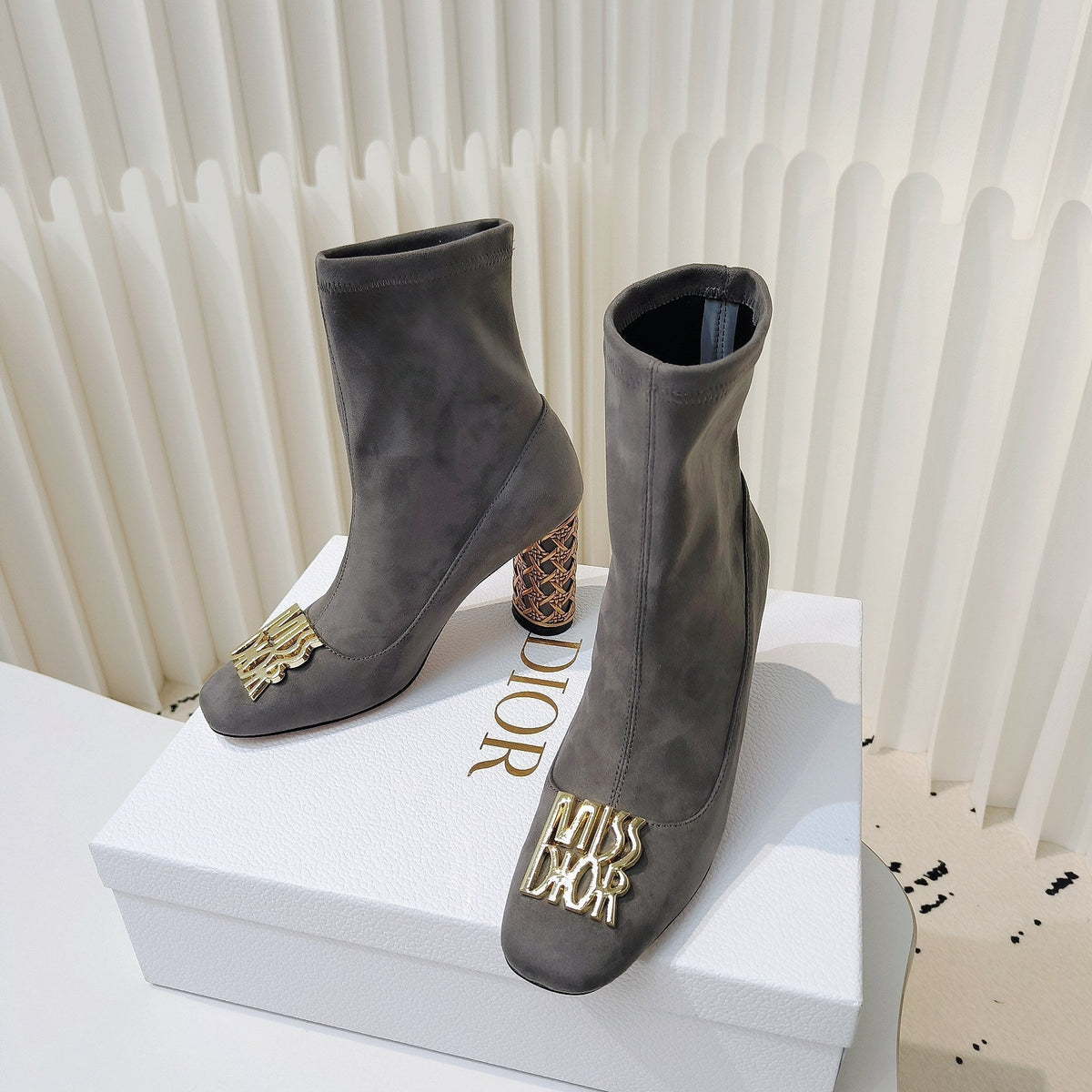Miss Dior Ankle Boots 80mm Grey Suede 111378