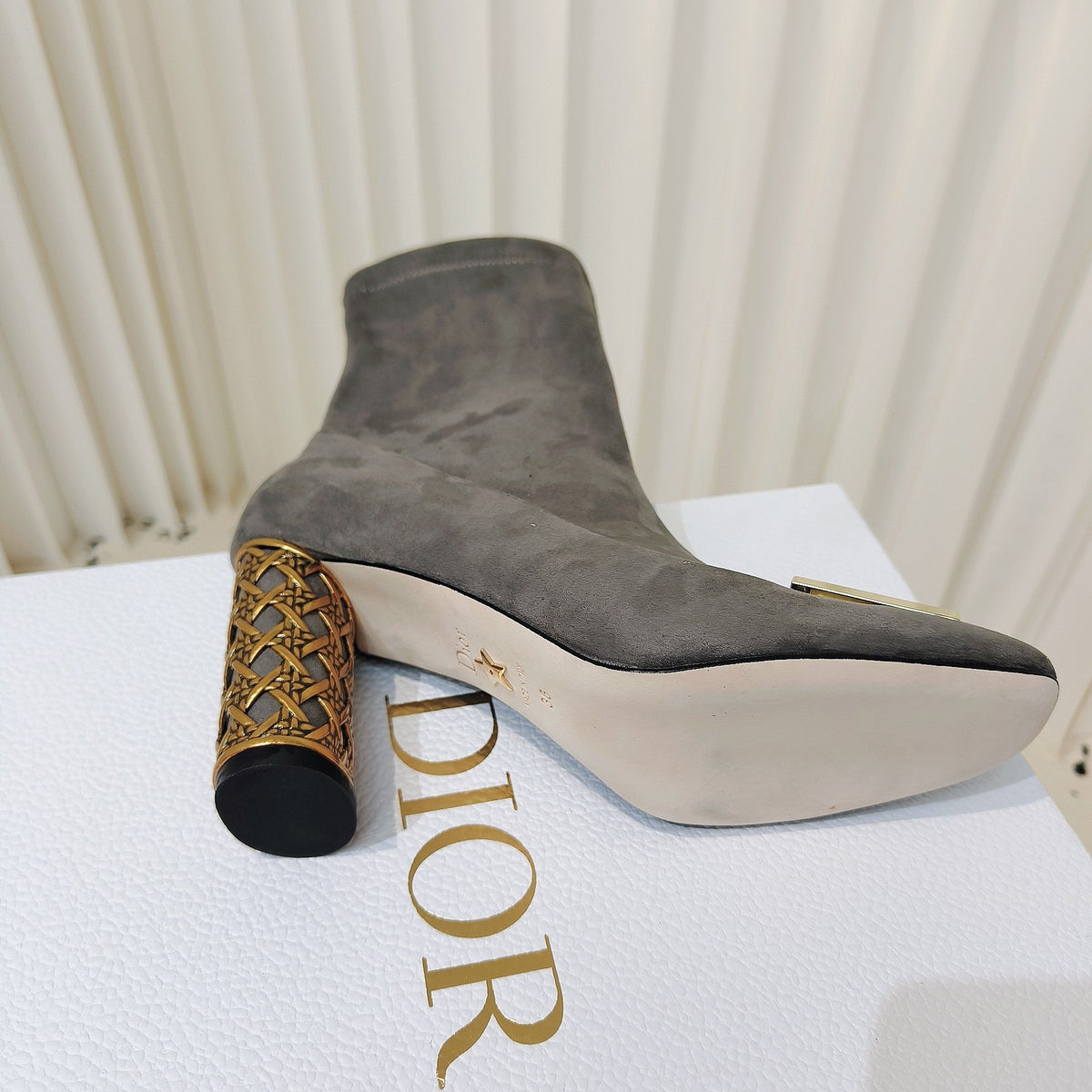 Miss Dior Ankle Boots 80mm Grey Suede 111378