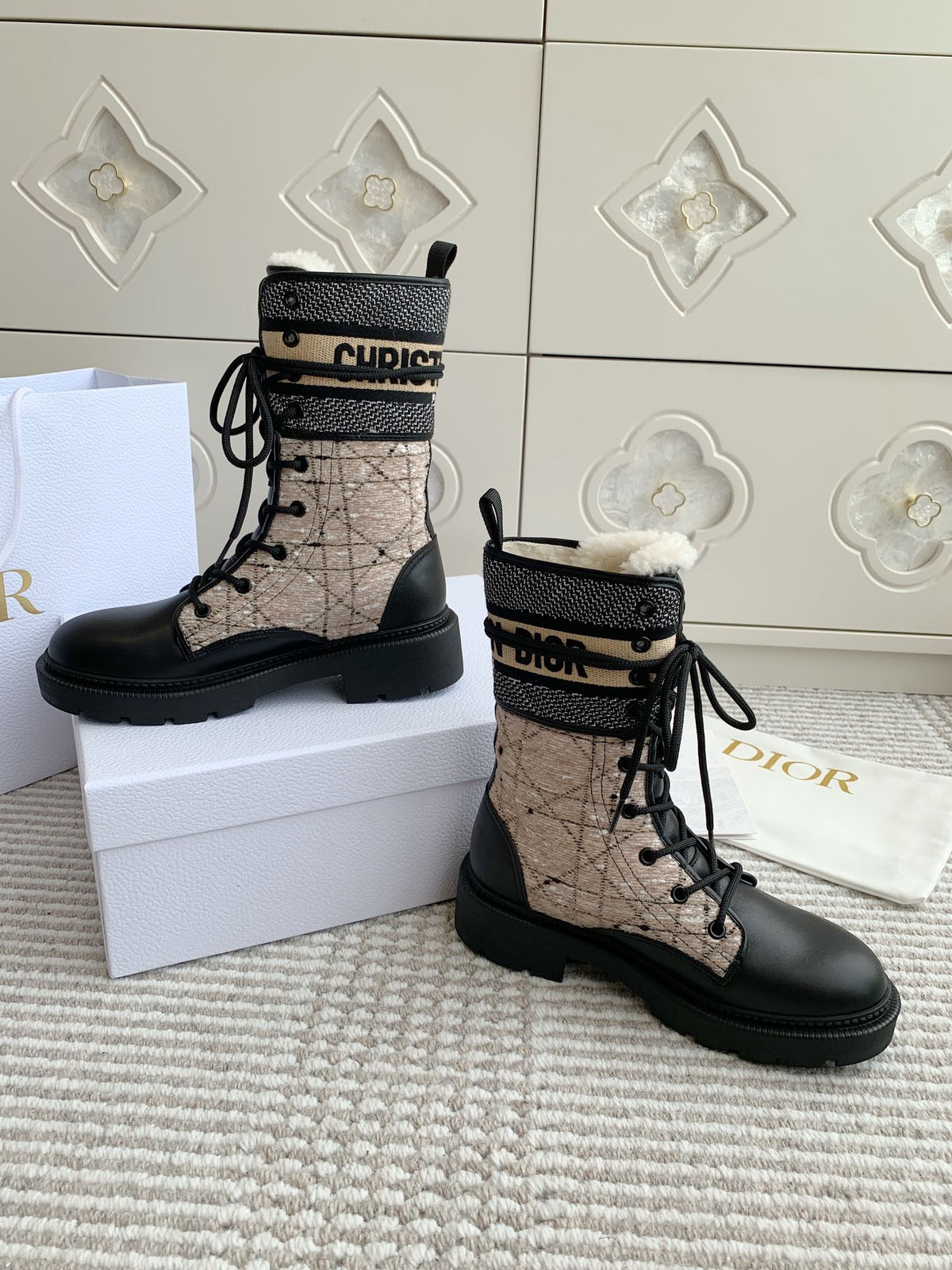 CD D-Major Ankle Boot In Dark Beige Mix Black Canvas With Fleece Lining 105072