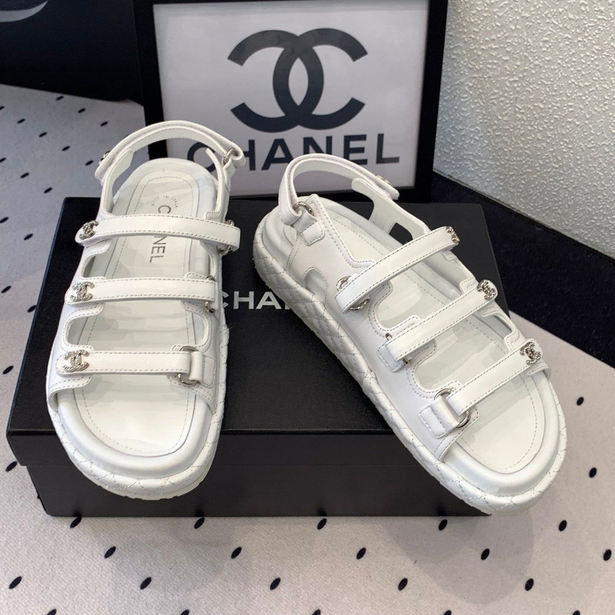 CC Sandals In White Lambskin 147003
