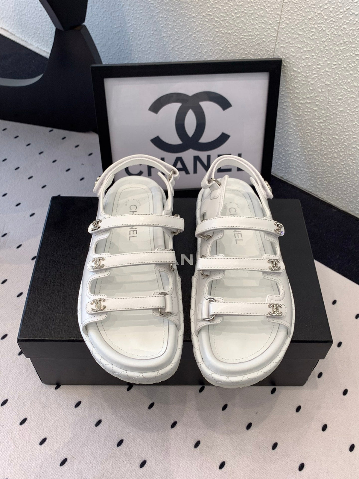 CC Sandals In White Lambskin 147003