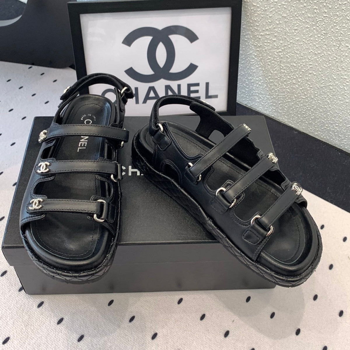 CC Sandals In Black Lambskin 147004