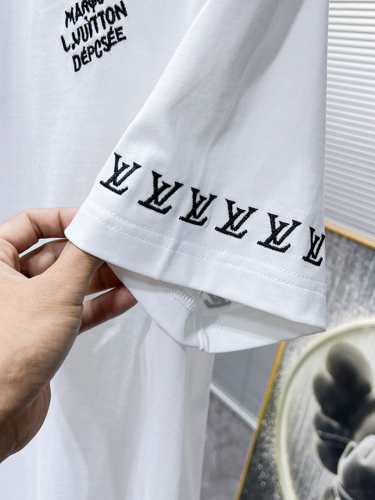 LV T-SHIRT LOGO EMBROIDERED WHITE COTTON 238805