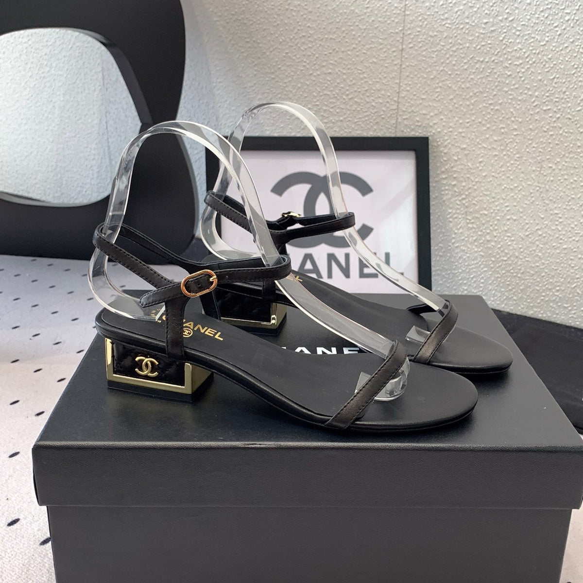 CC Sandal In Black Lambskin 147090