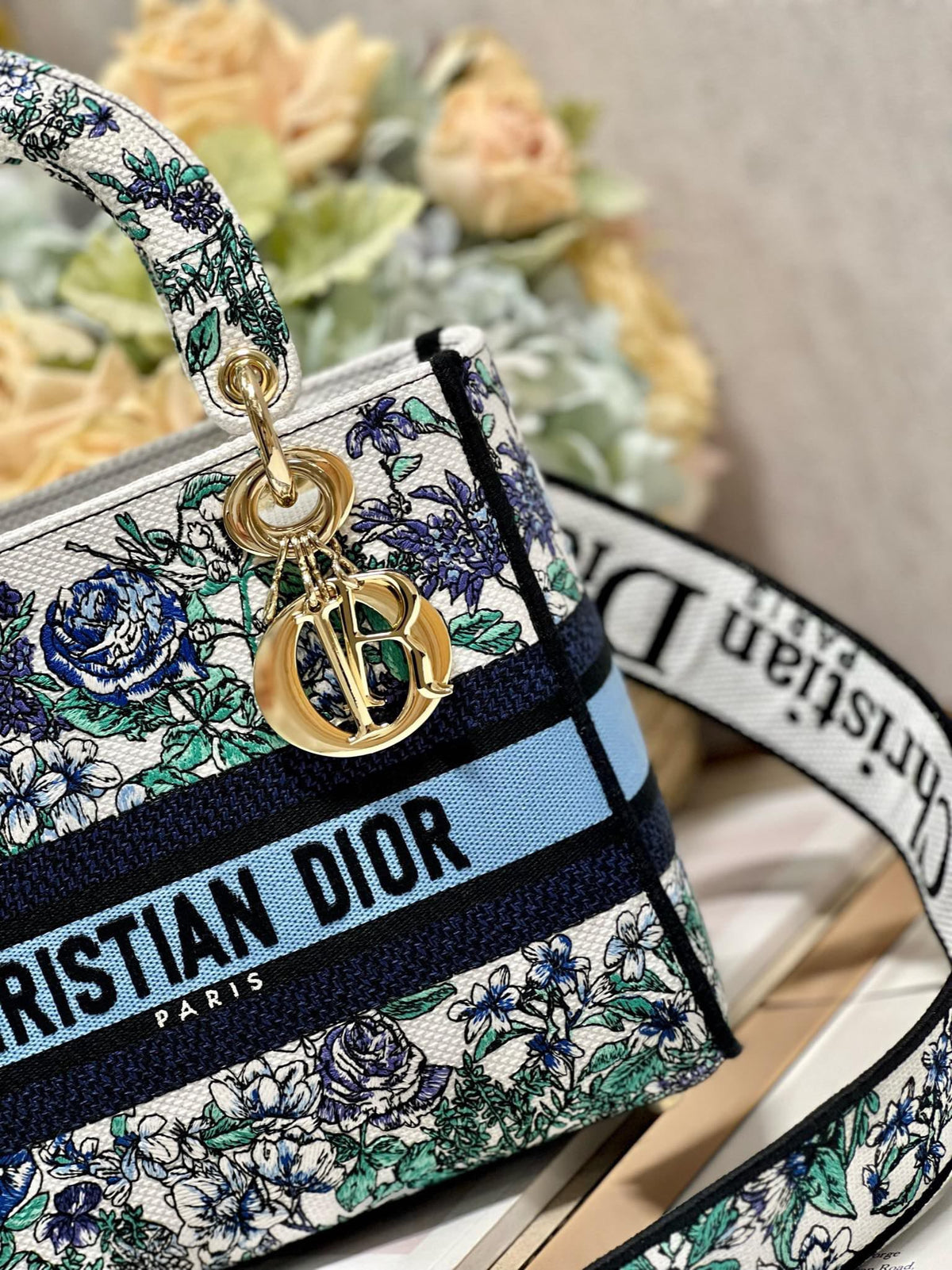 CD Butterfly Love Flower Blue 24 Lady Dior Bag Canvas 336667