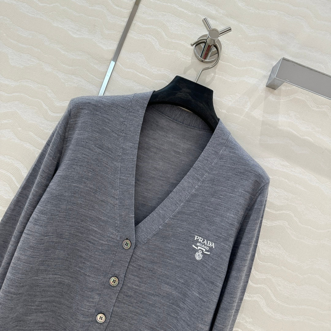 Prada 25 Cardigan Gray Wool