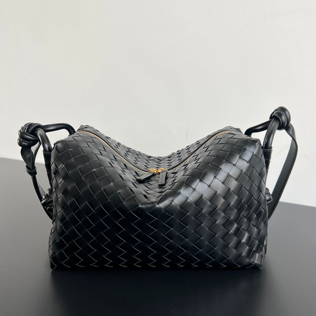 BV Loop 38cm Bag Black Cowhide 563652