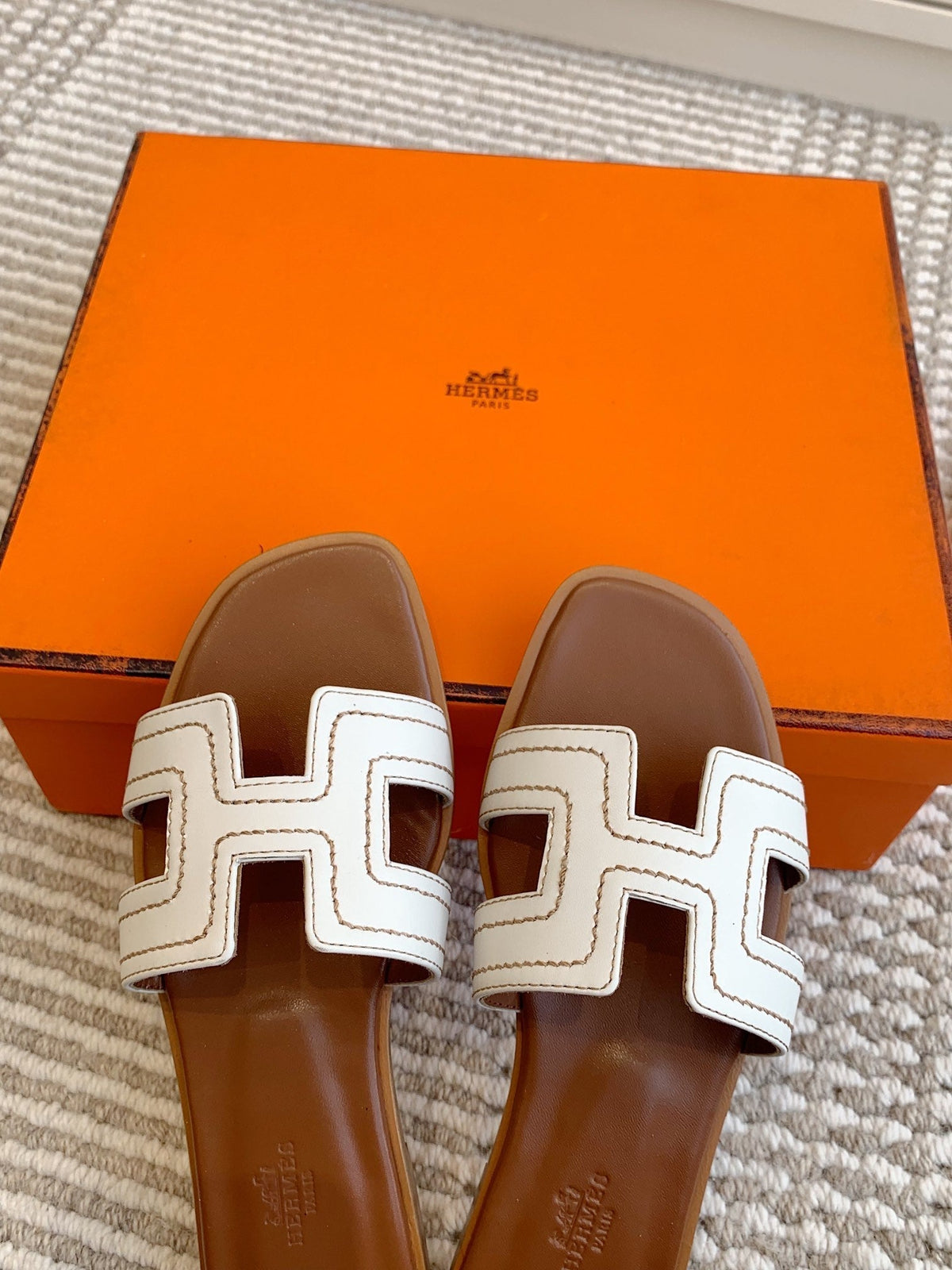 HM Oran Sandal White Sheepskin 291395