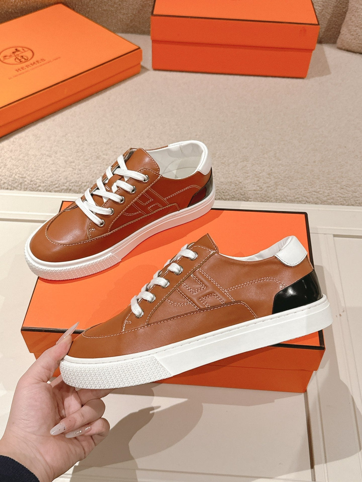 HM 25ss Sneakers Brown Cowhide 577535