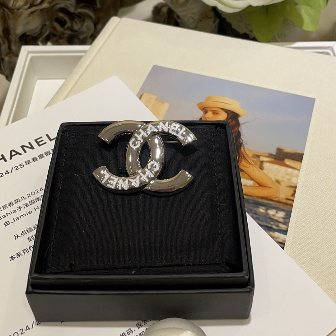 CC Brooch Silver 163761
