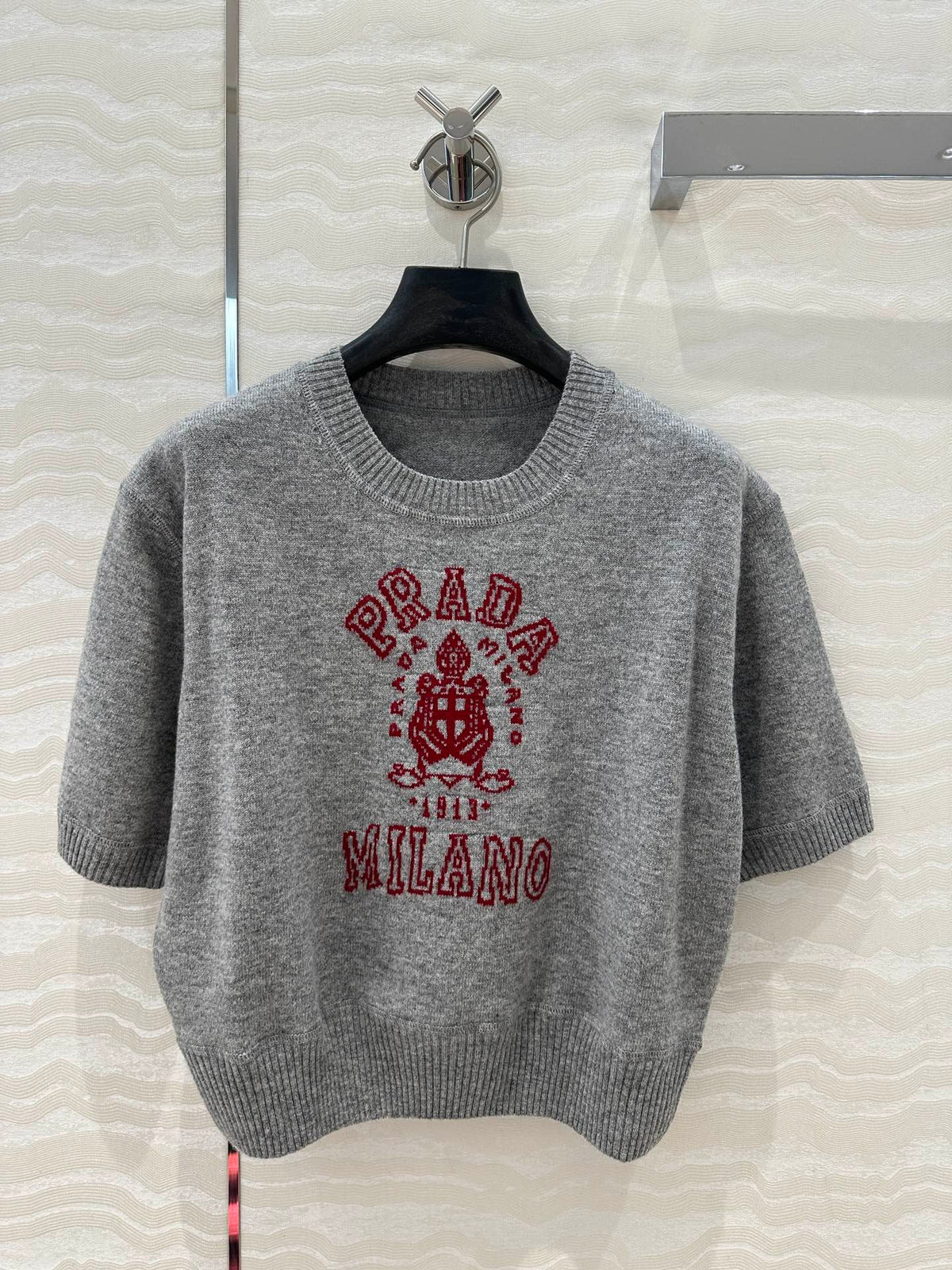 Prada 25 Short-sleeved Sweatshirt Gray mix Red Wool Cashmere
