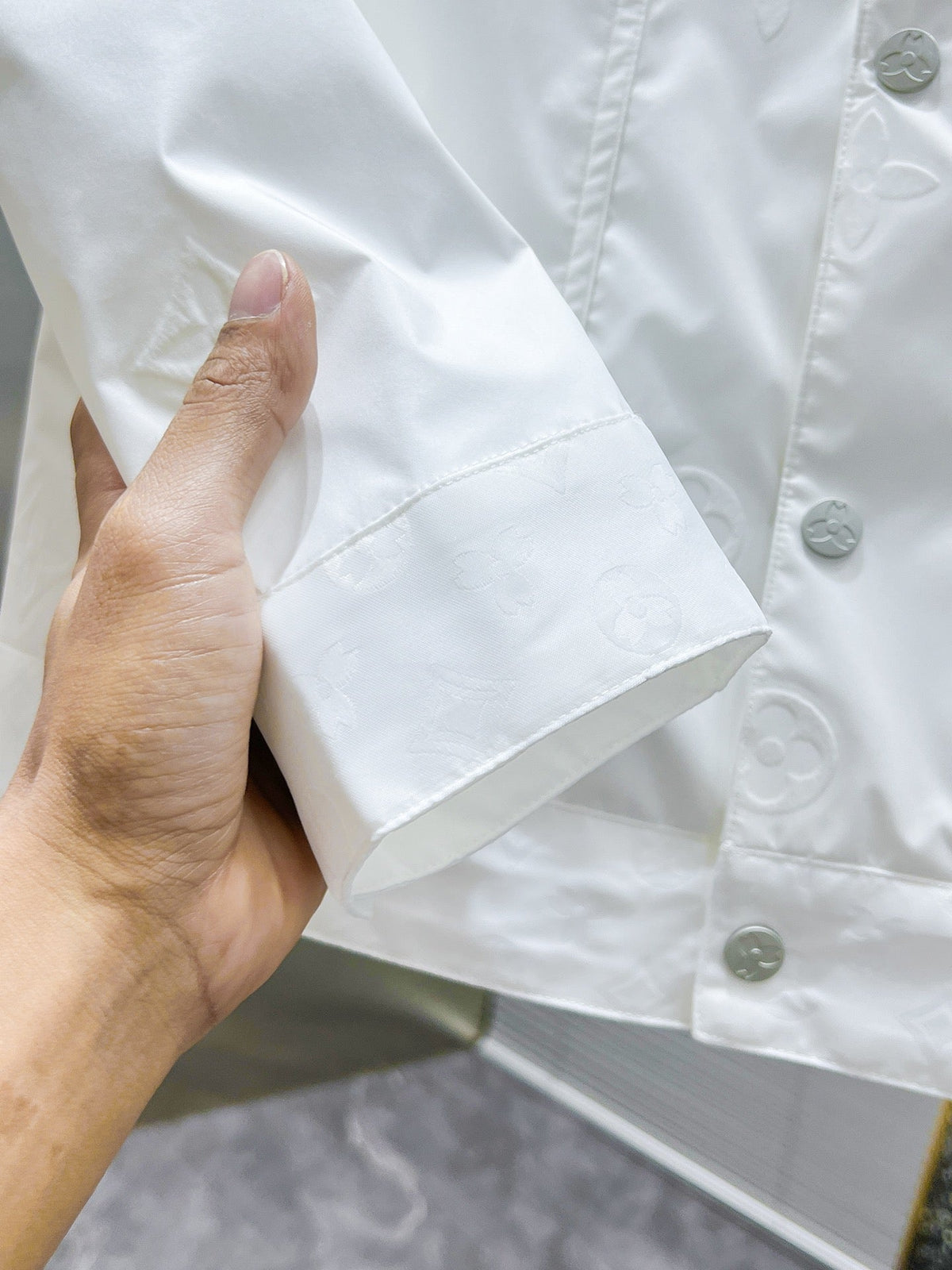 LV LAPEL JACKET WHITE EMBOSSED MONOGRAM 238807