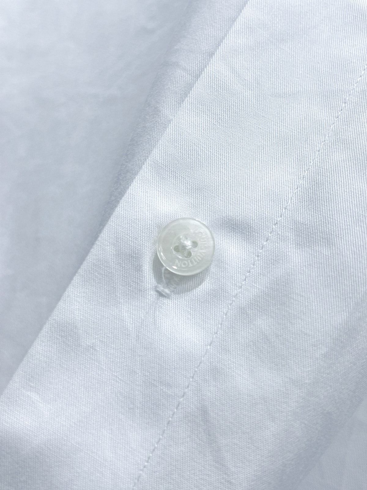 LV SHORT-SLEEVED SHIRT IN WHITE COTTON GREEN YELLOW LOGO 238815