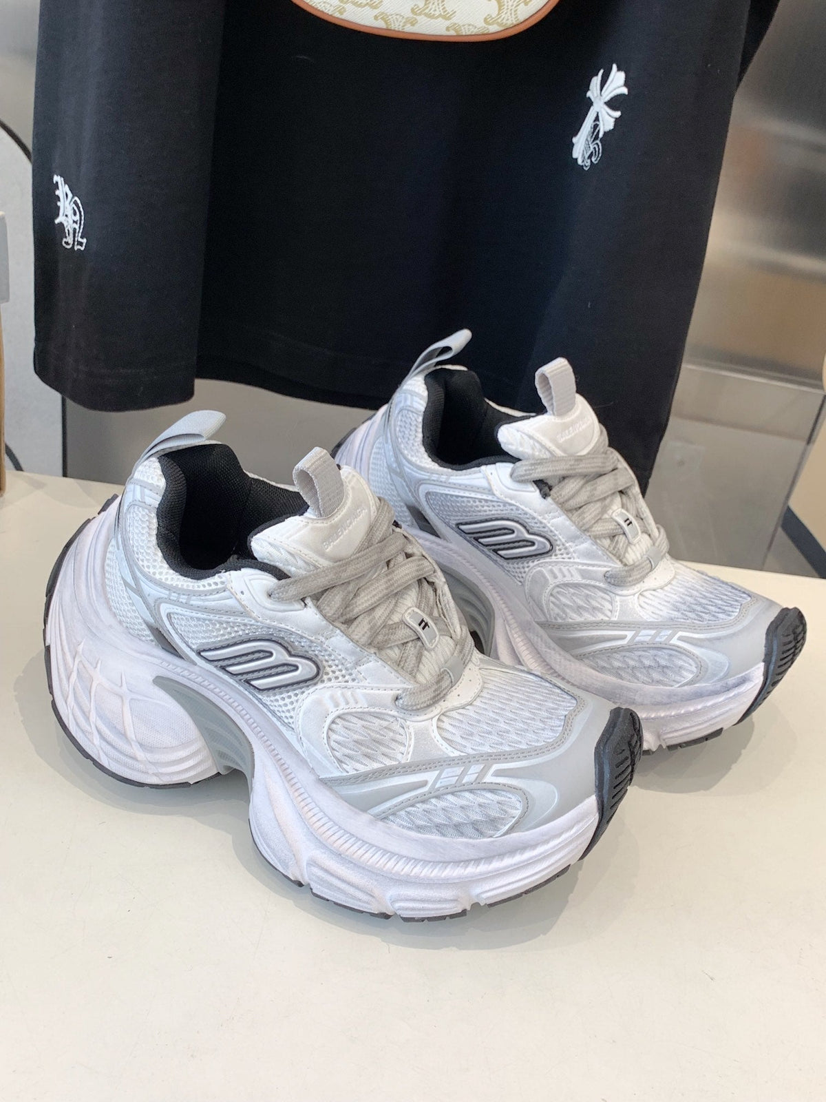 DAD SHOES IN SILVER WHITE MESH AND CALFSKIN
