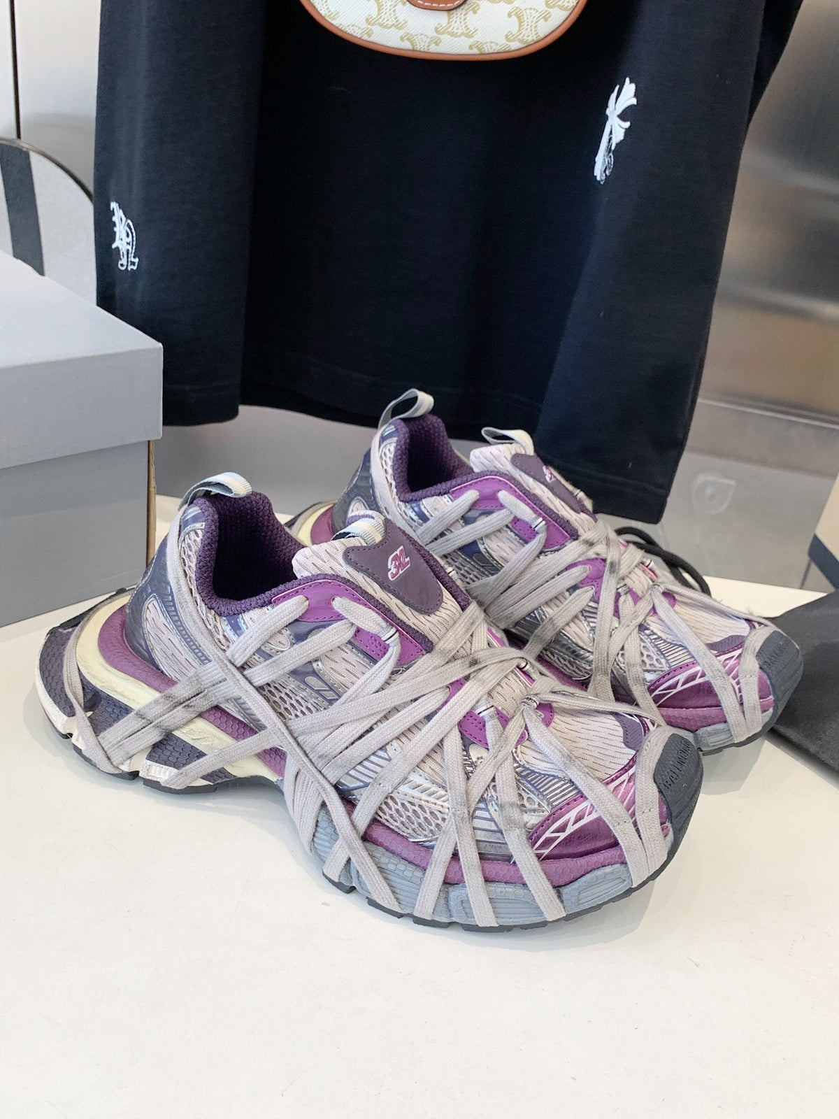 3XL EXTREME LACE SNEAKER PURPLE AND GRAY