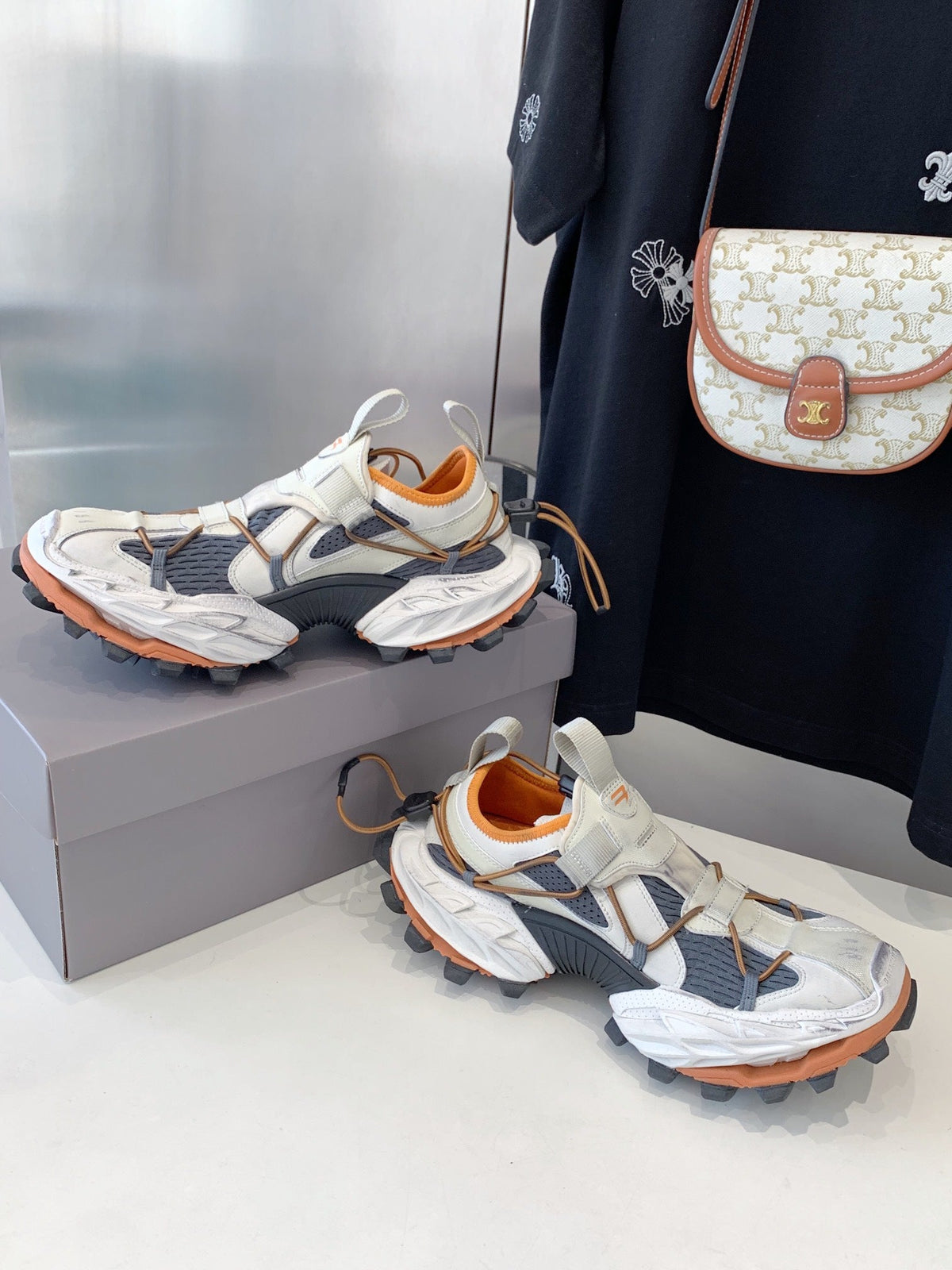 HIKE SNEAKER IN BEIGE AND ORANGE MESH, POLYURETHANE AND POLYESTER