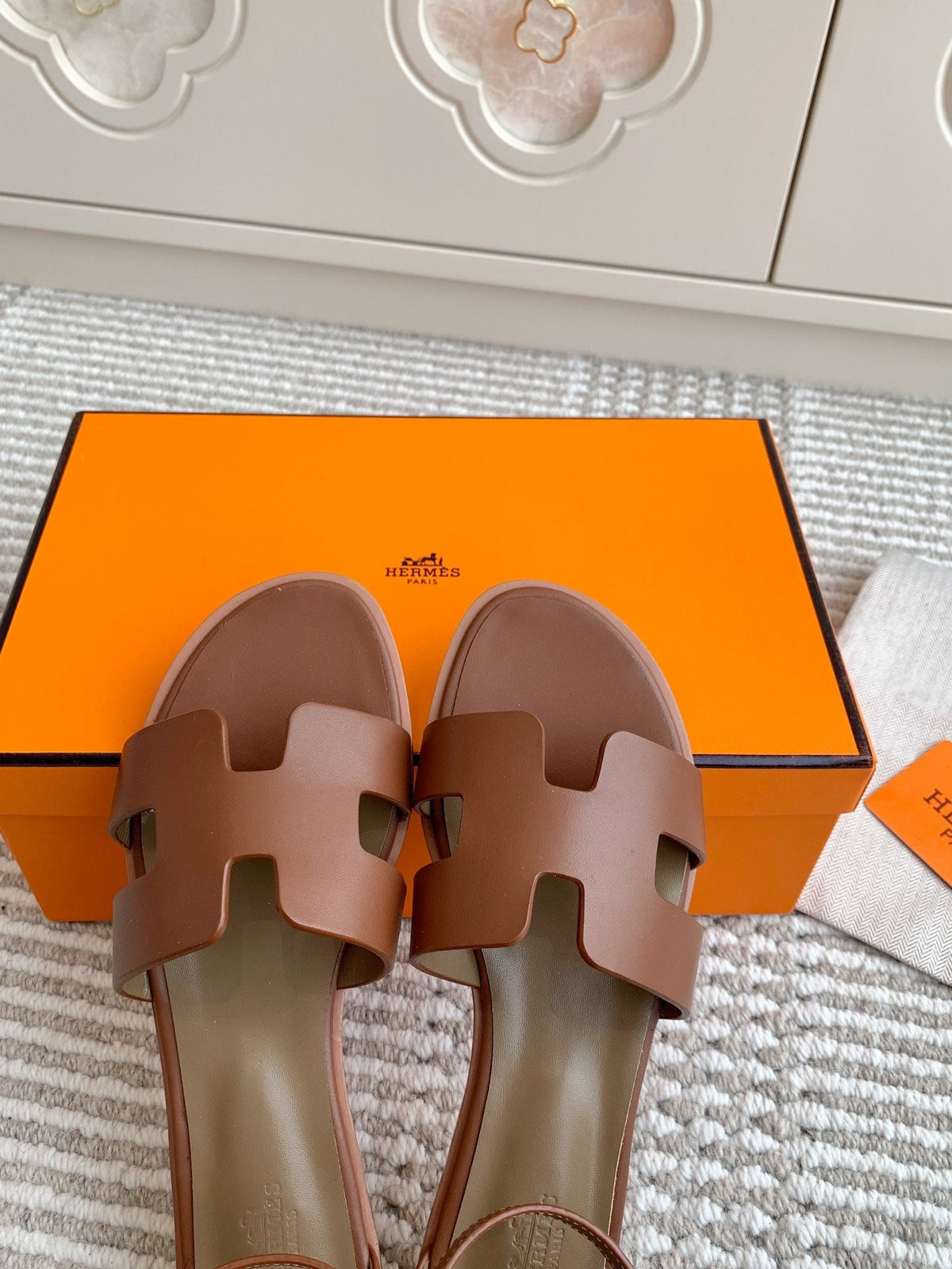 HM Santorini Sandal Etoupe Cowhide 291379