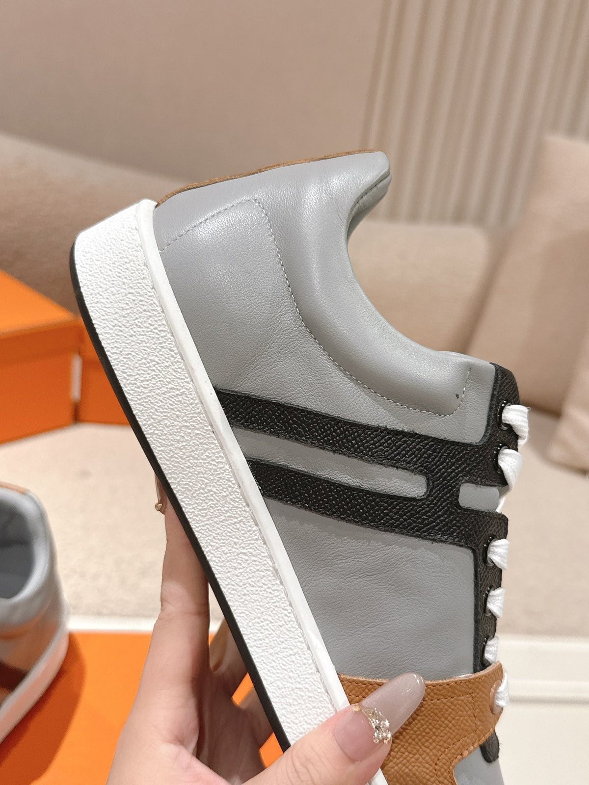 HM 25ss Sneakers Gray Black Brown Cowhide 577546