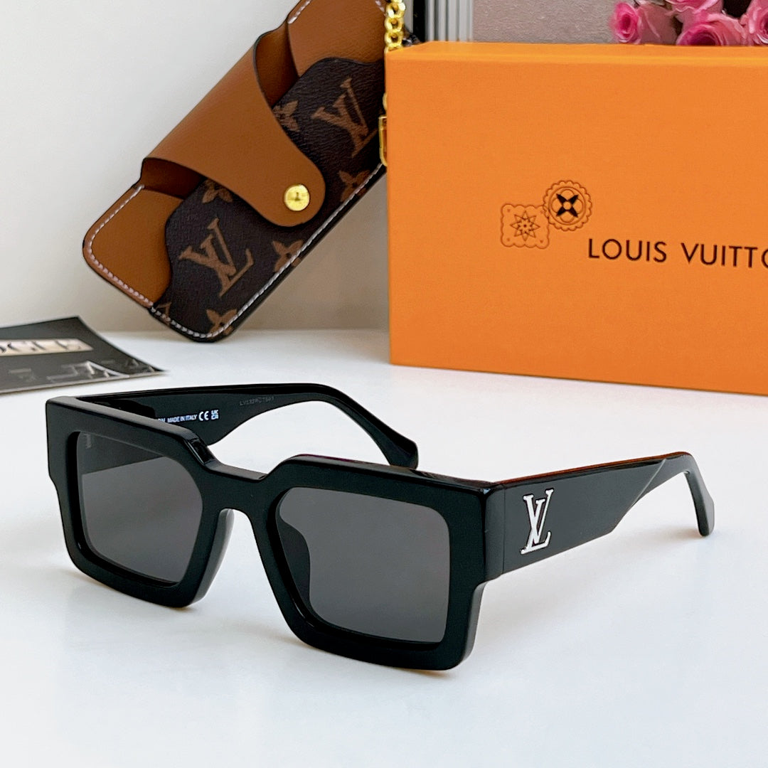 Louis Vuitton Sunglasses 563981