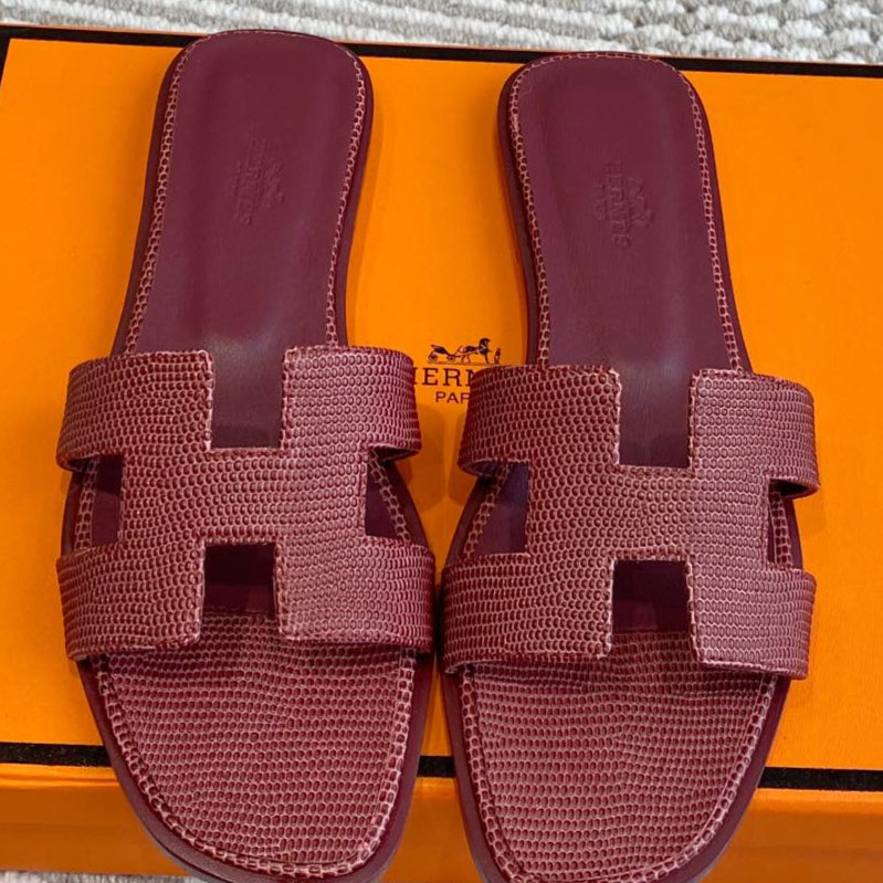 HM Oran Sandal Red Burgundy Sheepskin 291399