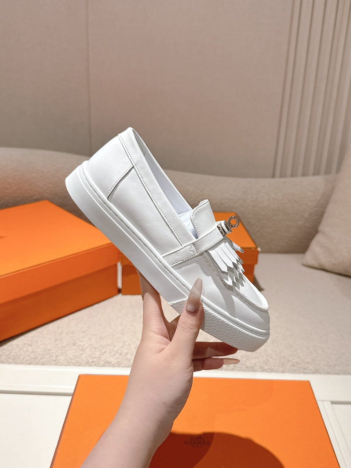 HM 25ss Platform Loafers Kelly Buckle White Cowhide 577475