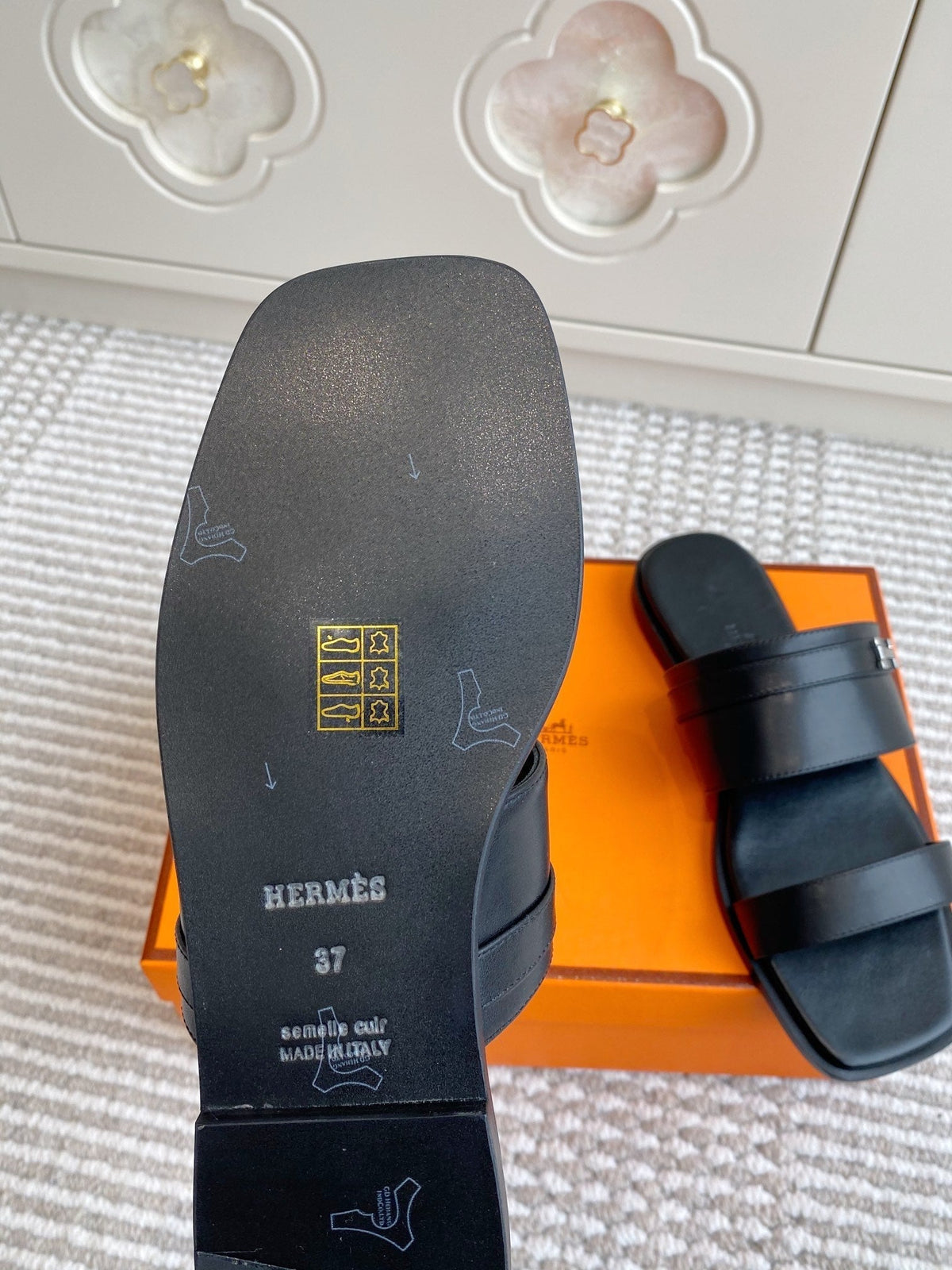 HM Joao Sandal Black Calfskin 291462
