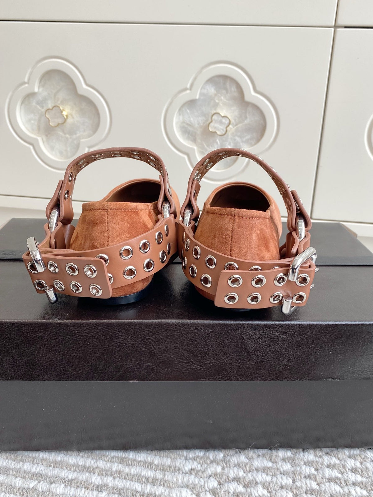 Alaia 25 Biker Ballet Flats Brown Suede 291057
