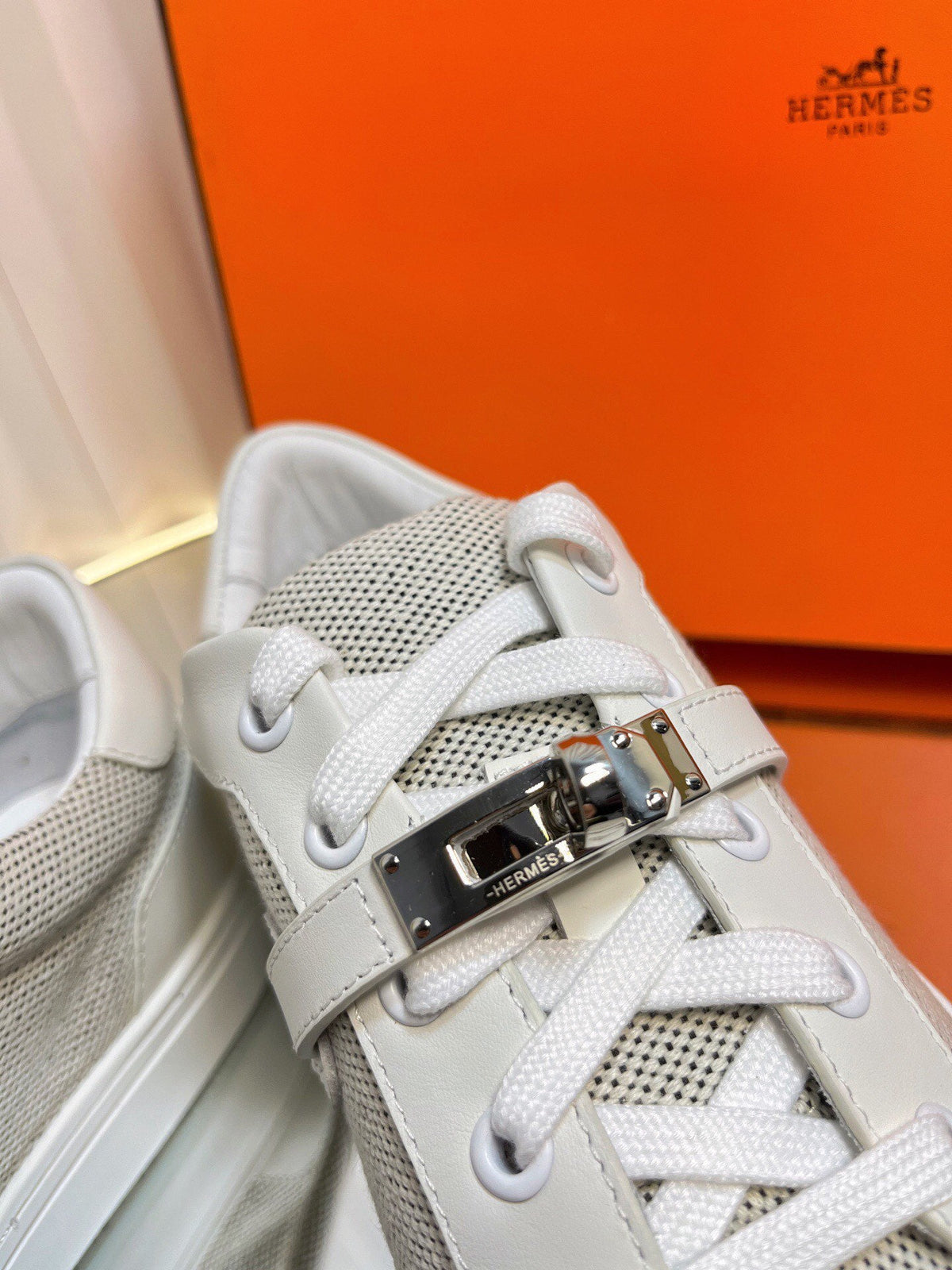 HM Kelly Sneaker White Cowhide Fabric 317055