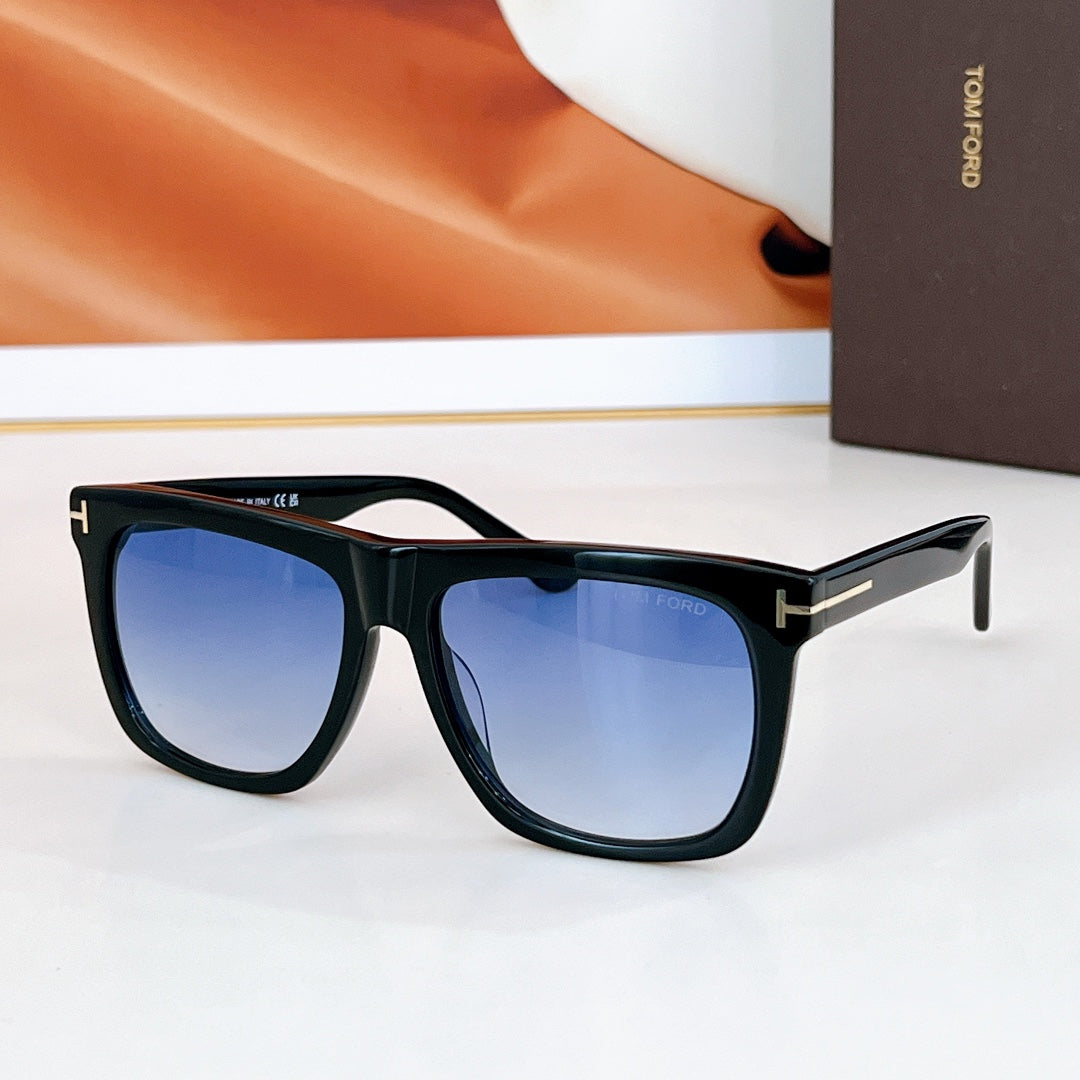 Tom Ford Sunglasses 646144