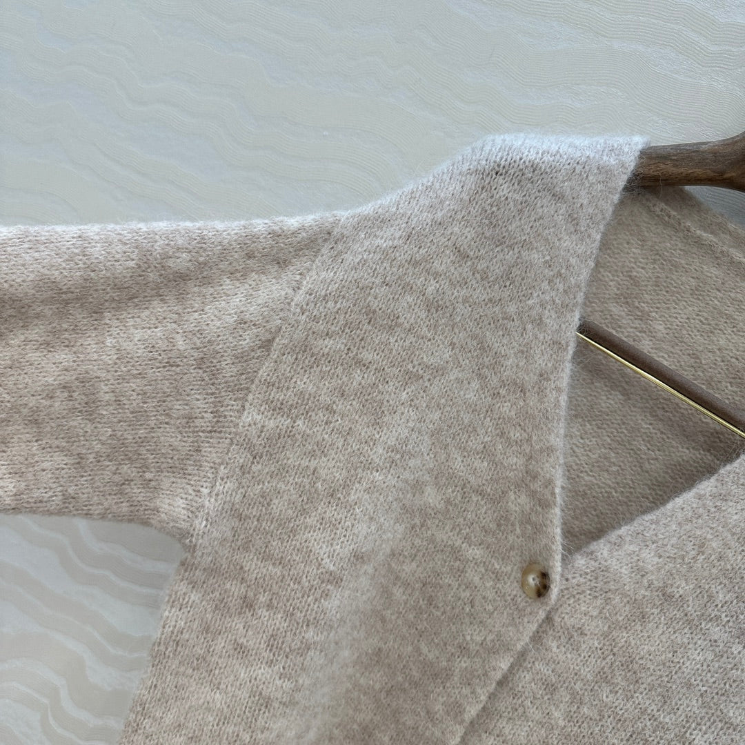 LP 25 V-neck Cardigan Light Beige Grey Alpaca Wool 291827