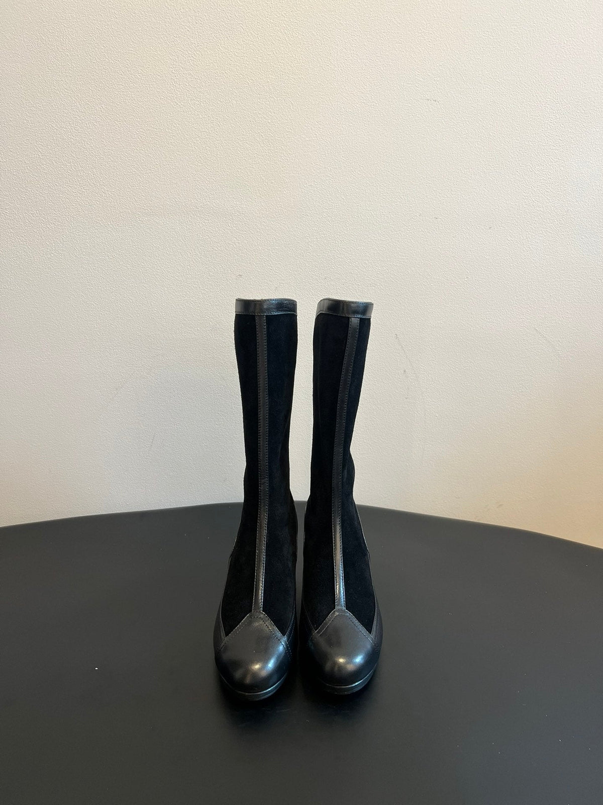 CC 25 Martin Boot Black Suede Sheepskin 408608