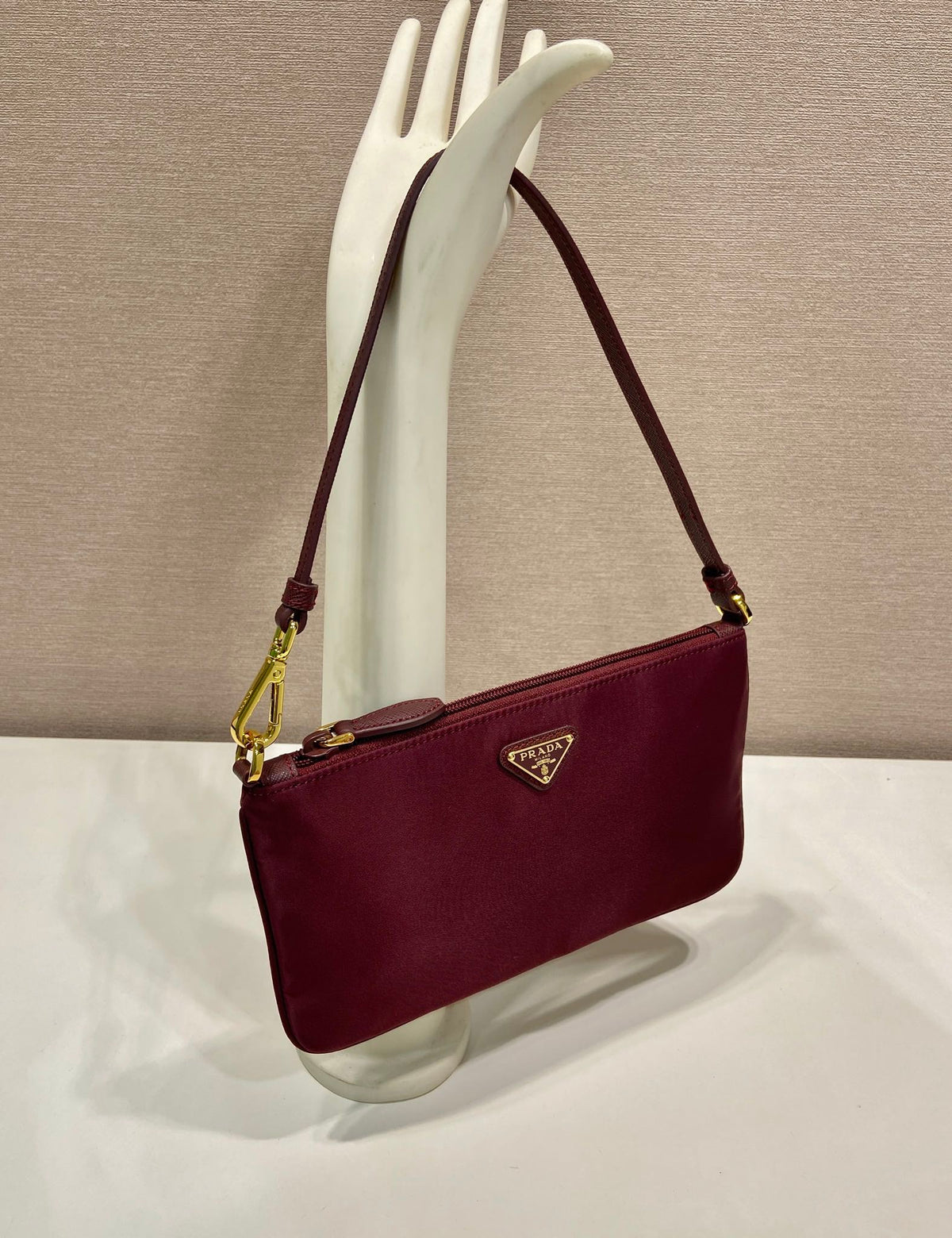 PRA vintage shoulder bag burgundy nylon fabric 280823