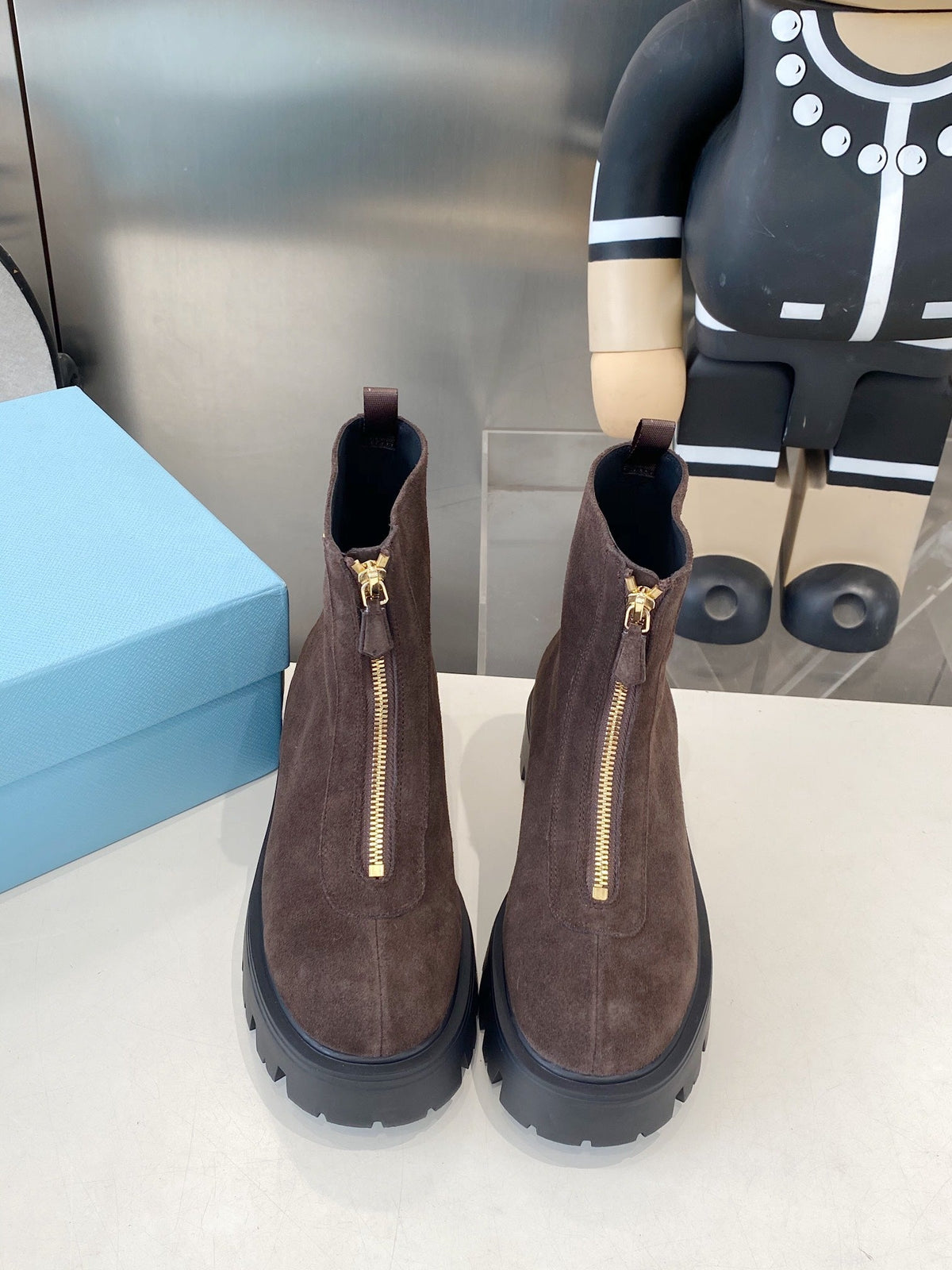 PRA classic slip-on boots dark chocolate suede 479021