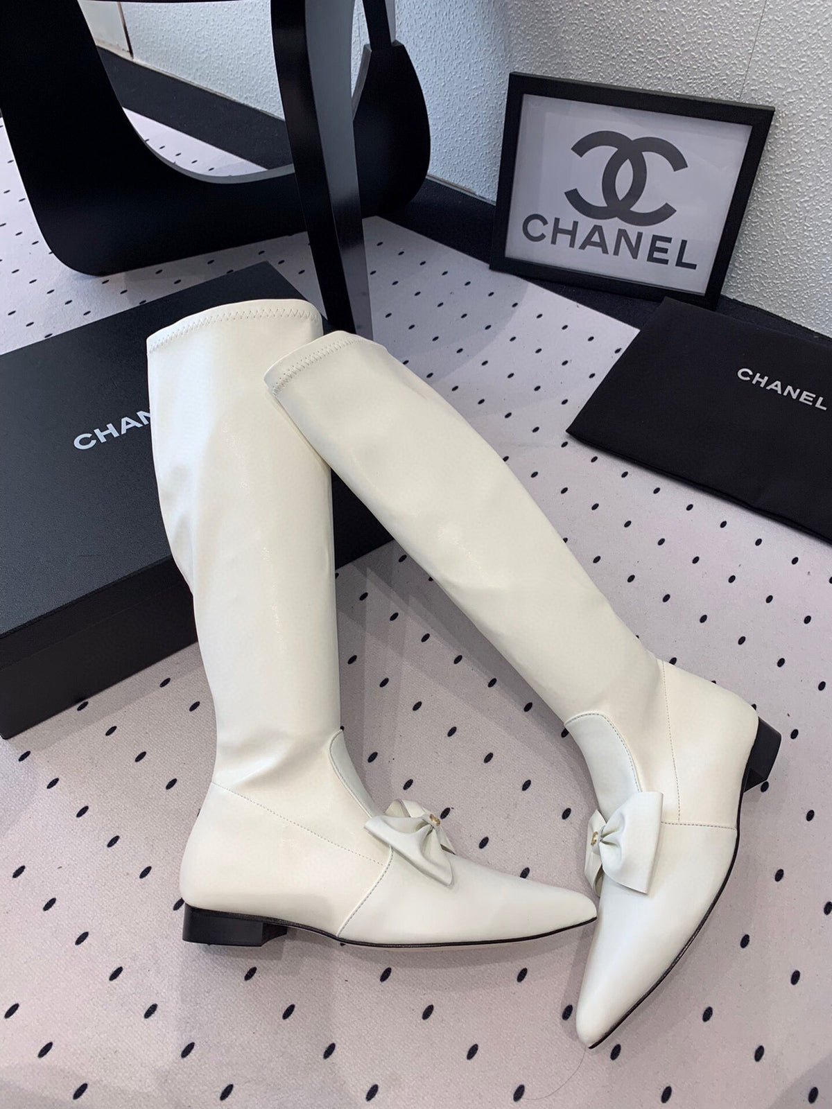 CC 25 Bow-knot Boot White Sheepskin 514068