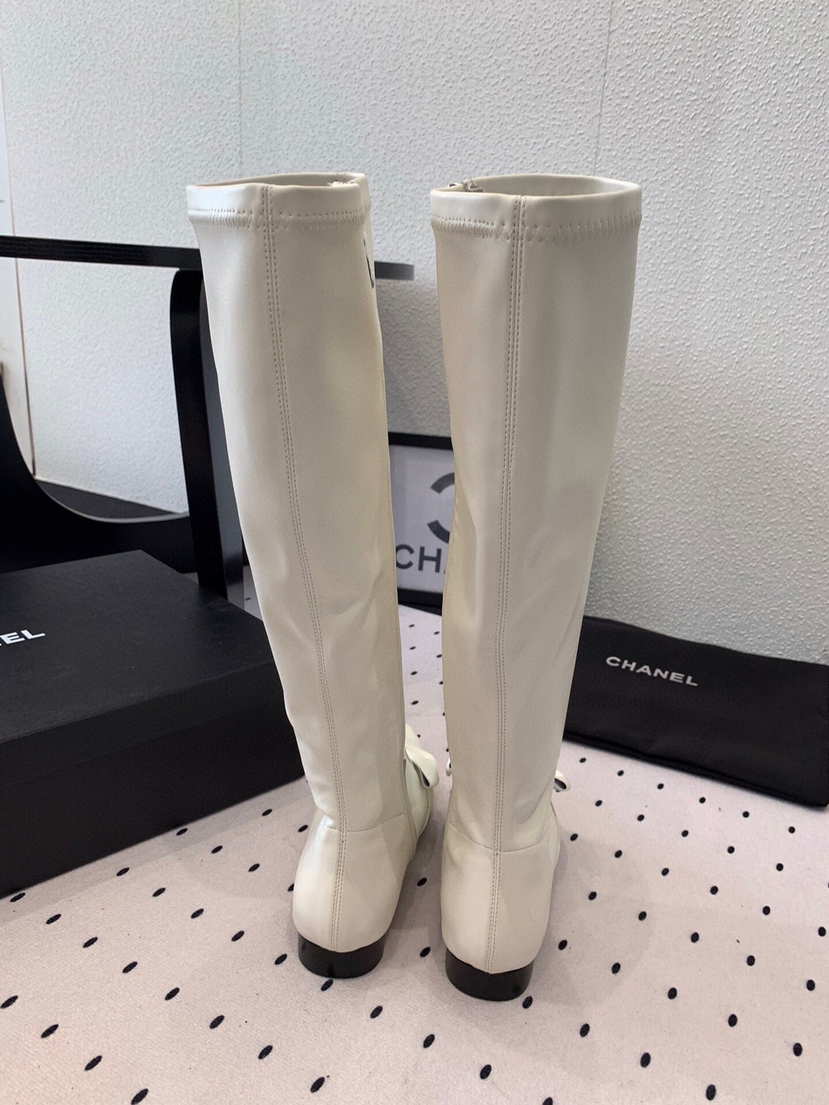 CC 25 Bow-knot Boot White Sheepskin 514068