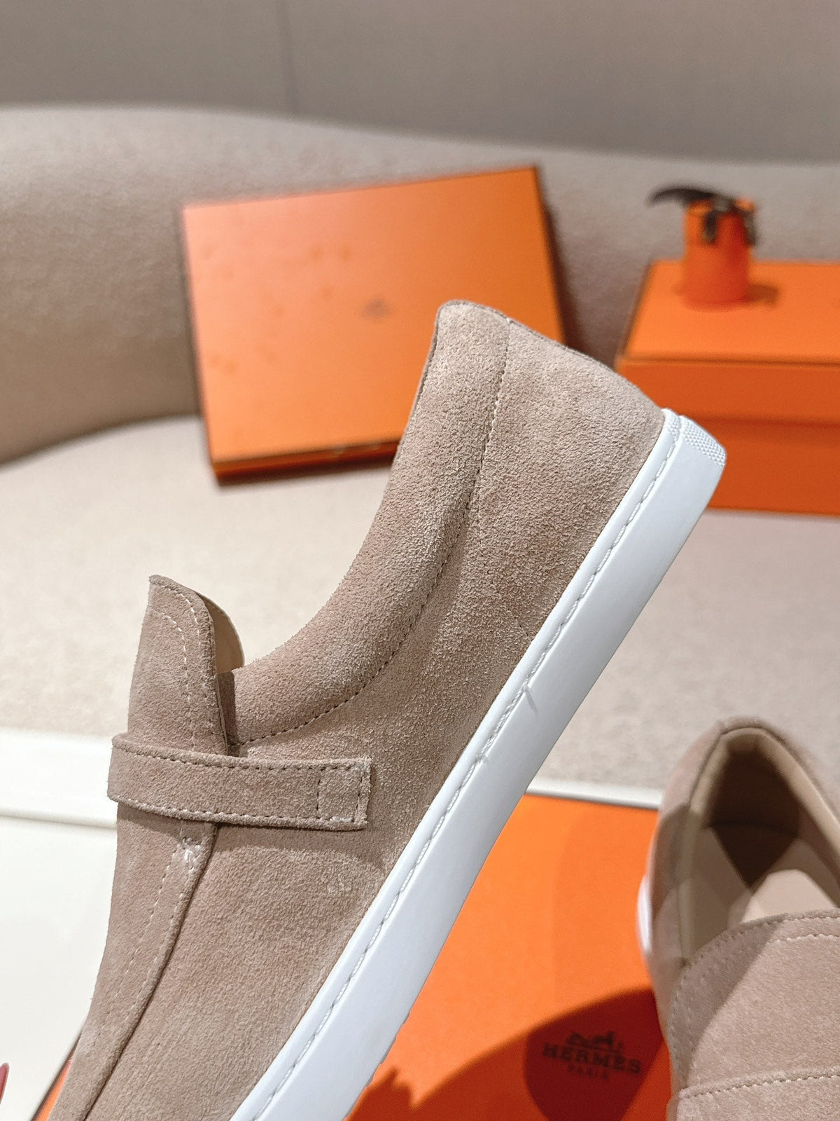 HM 25ss Loafers Beige Suede 577158