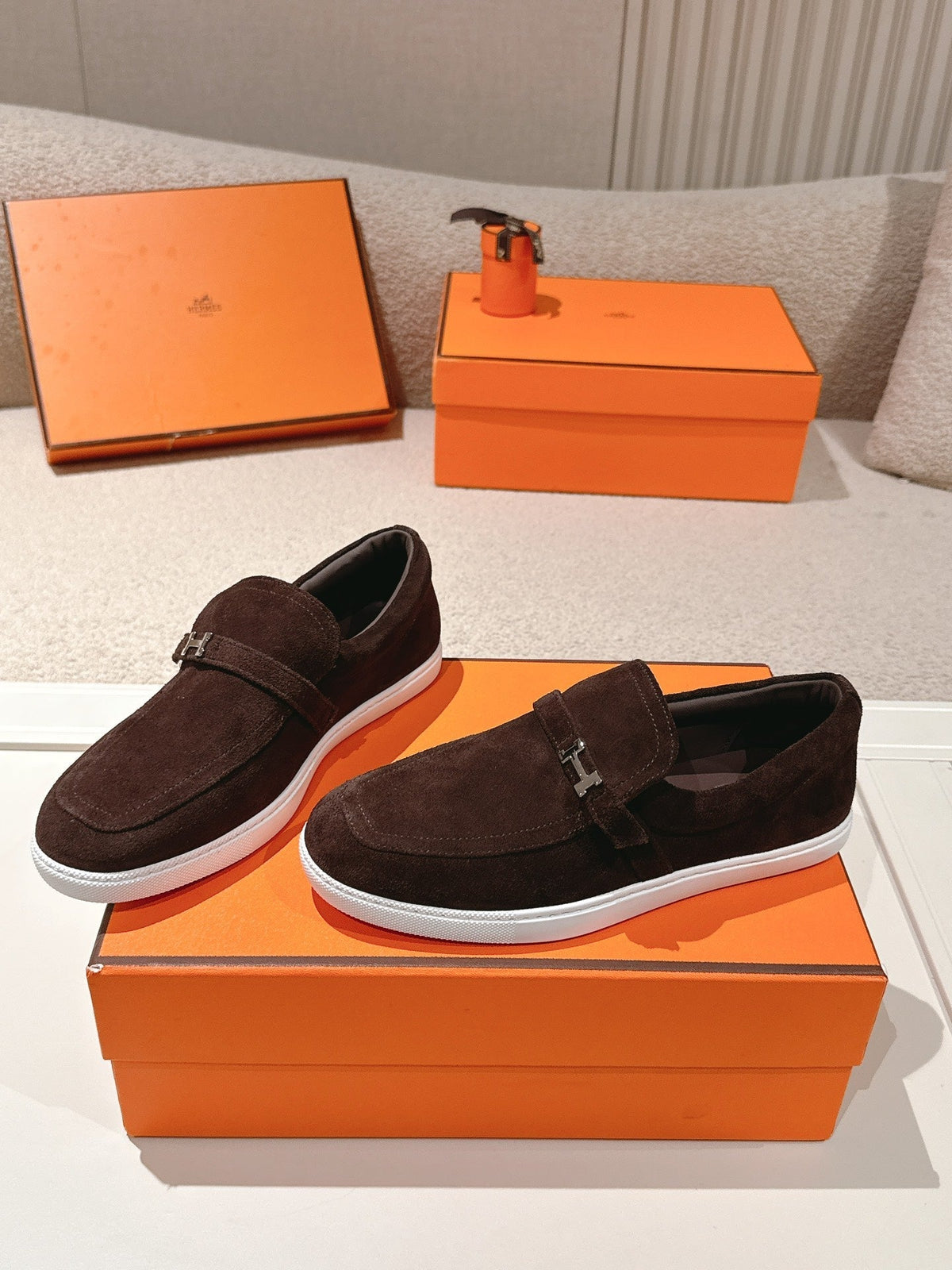 HM 25ss Loafers Dark Brown Suede 577159