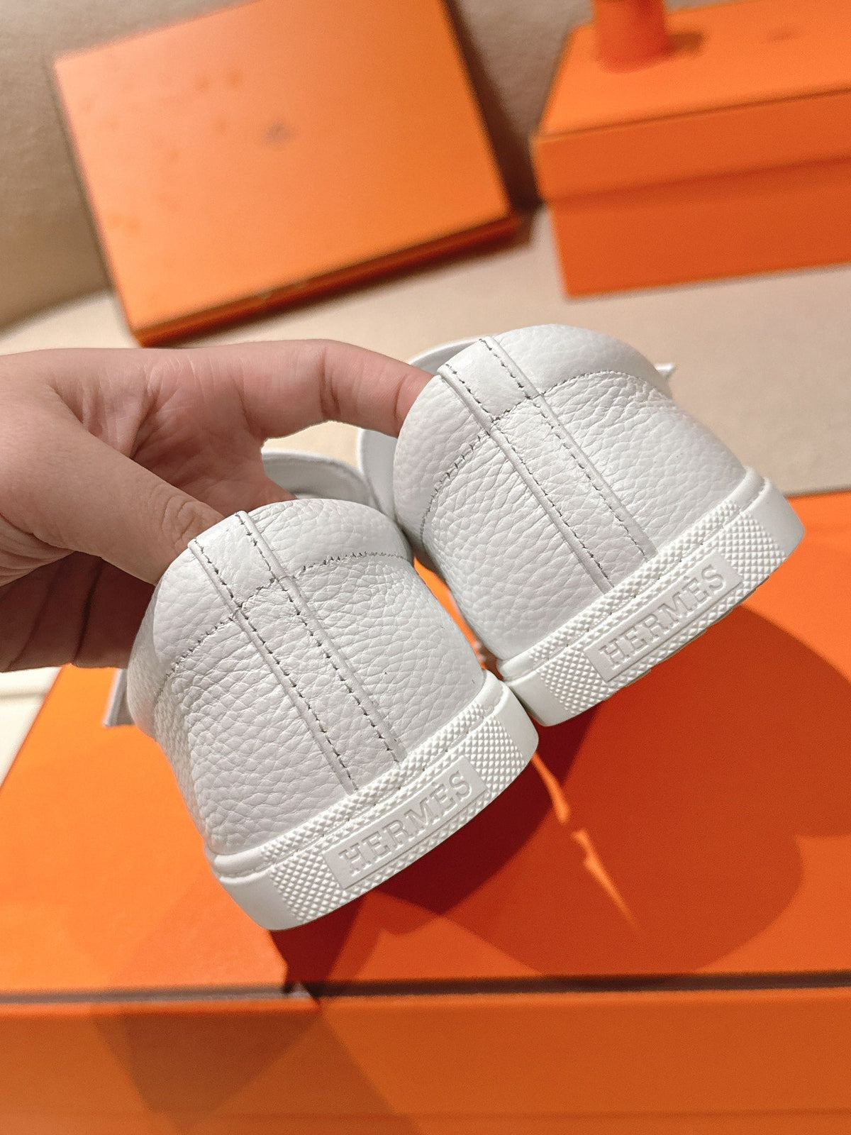 HM 25ss Loafers White Sheepskin 577163