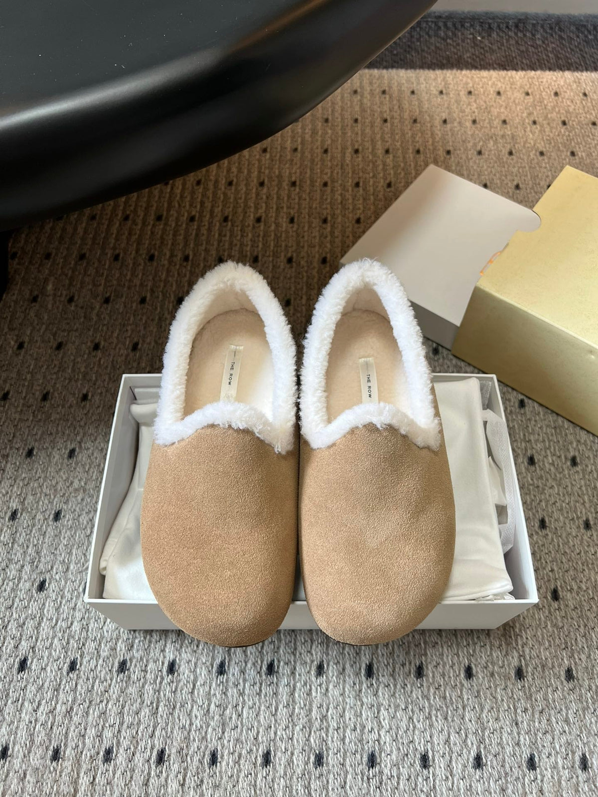 The Row 2025 Loafer Beige White Suede Wool 561631