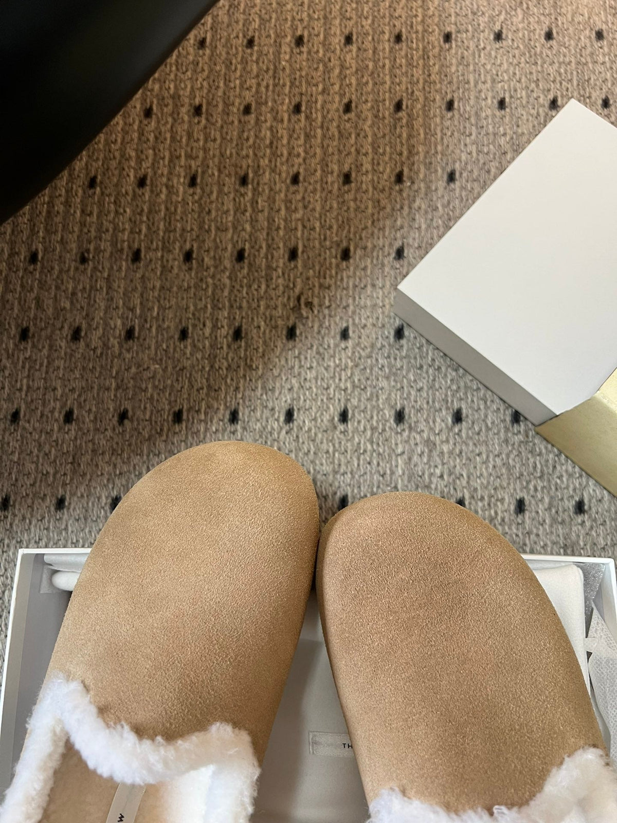The Row 2025 Loafer Beige White Suede Wool 561631